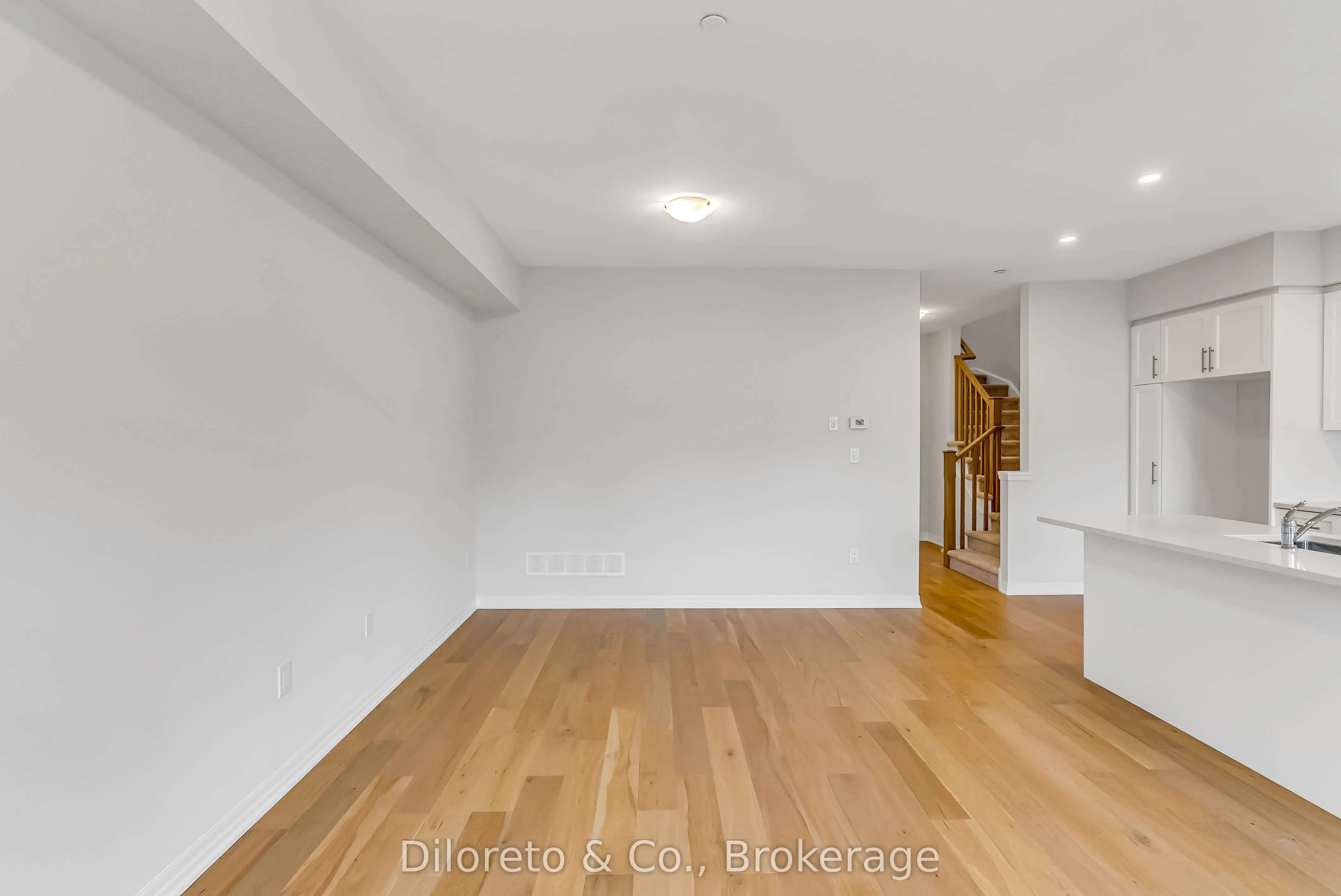 16 Bromley Drive