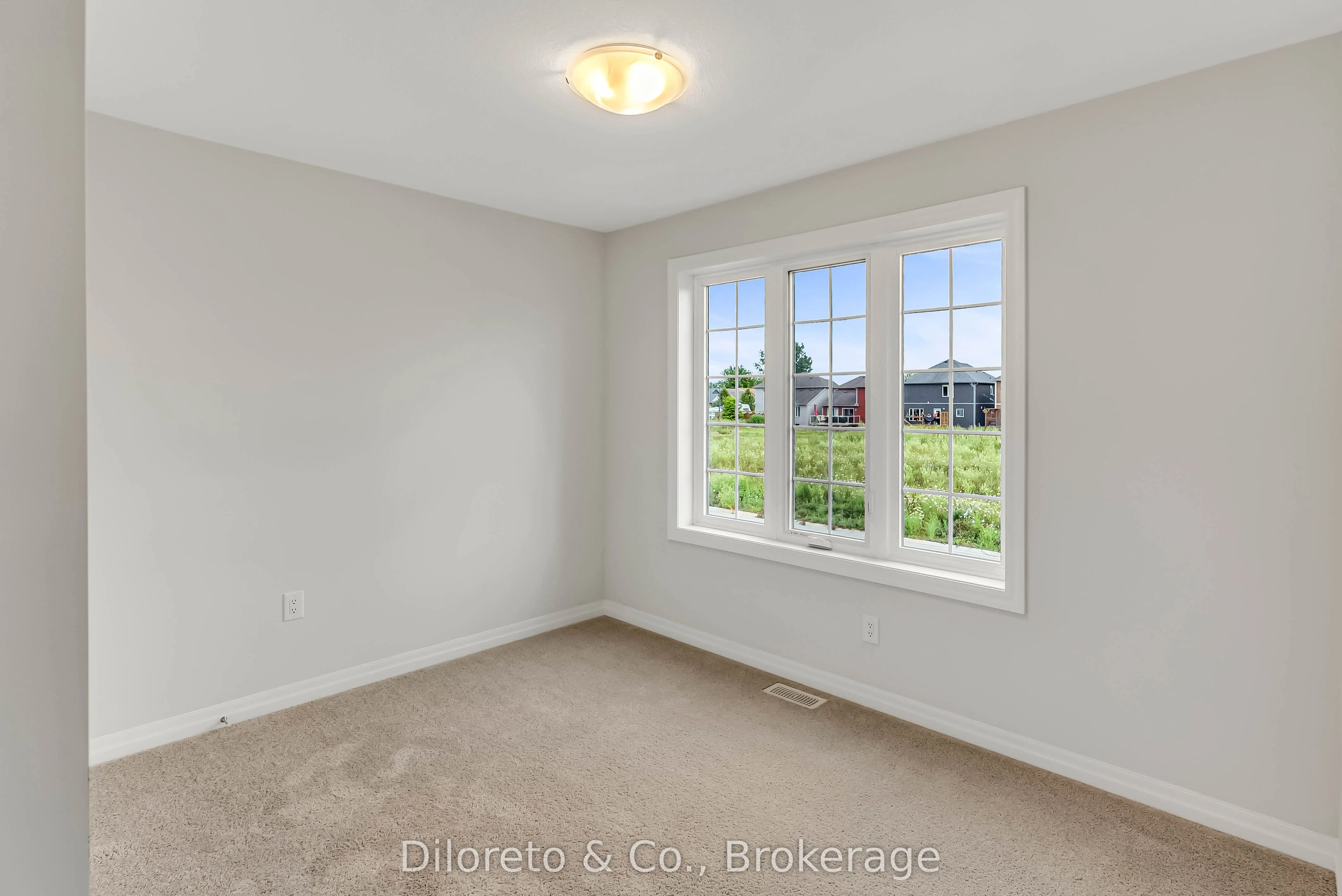 16 Bromley Drive
