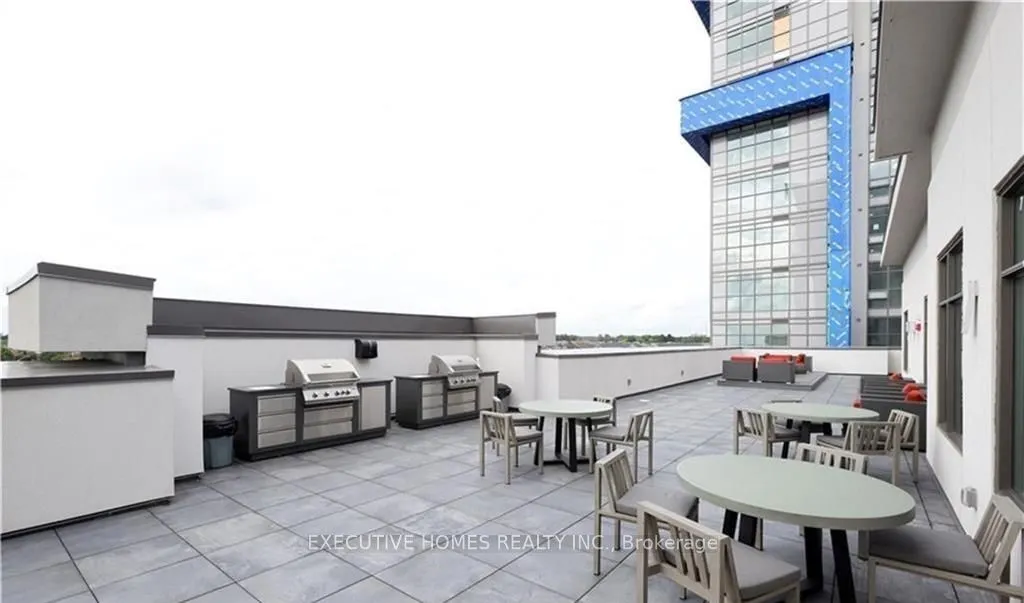 450 Dundas Street E, #310