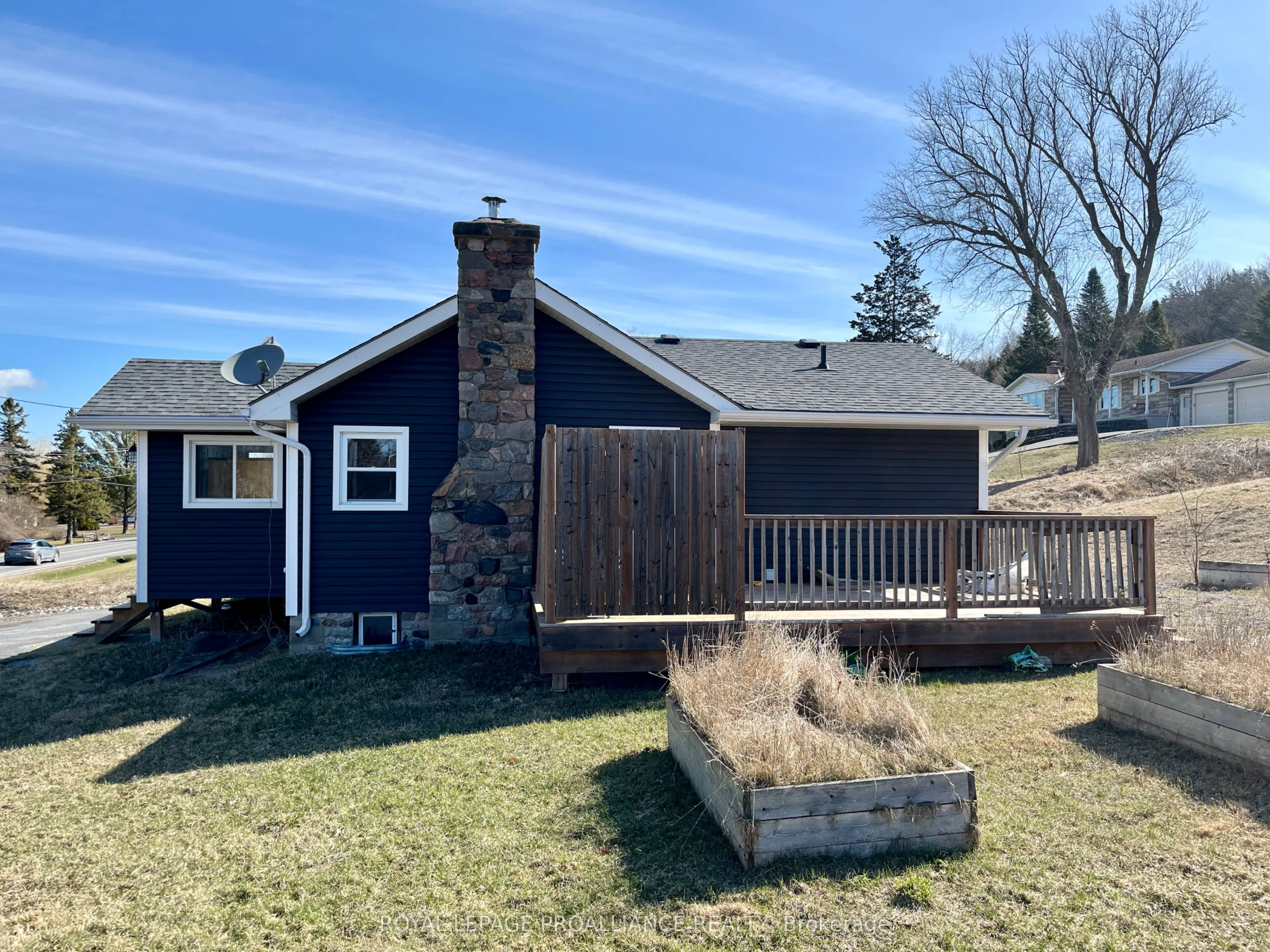 2237 County Rd 3