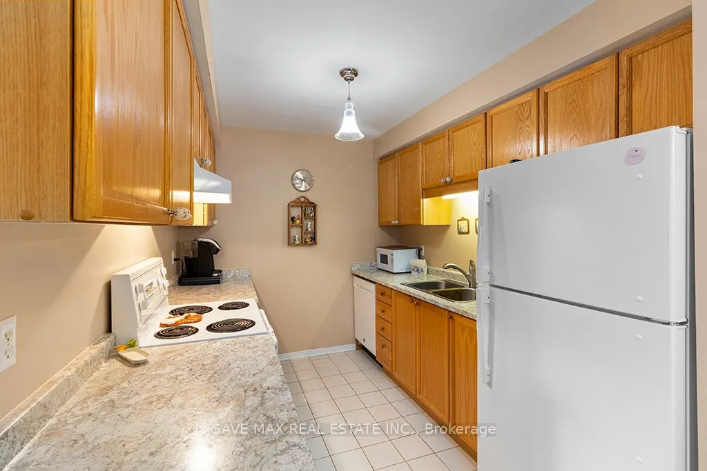 250 Robert Street, #310