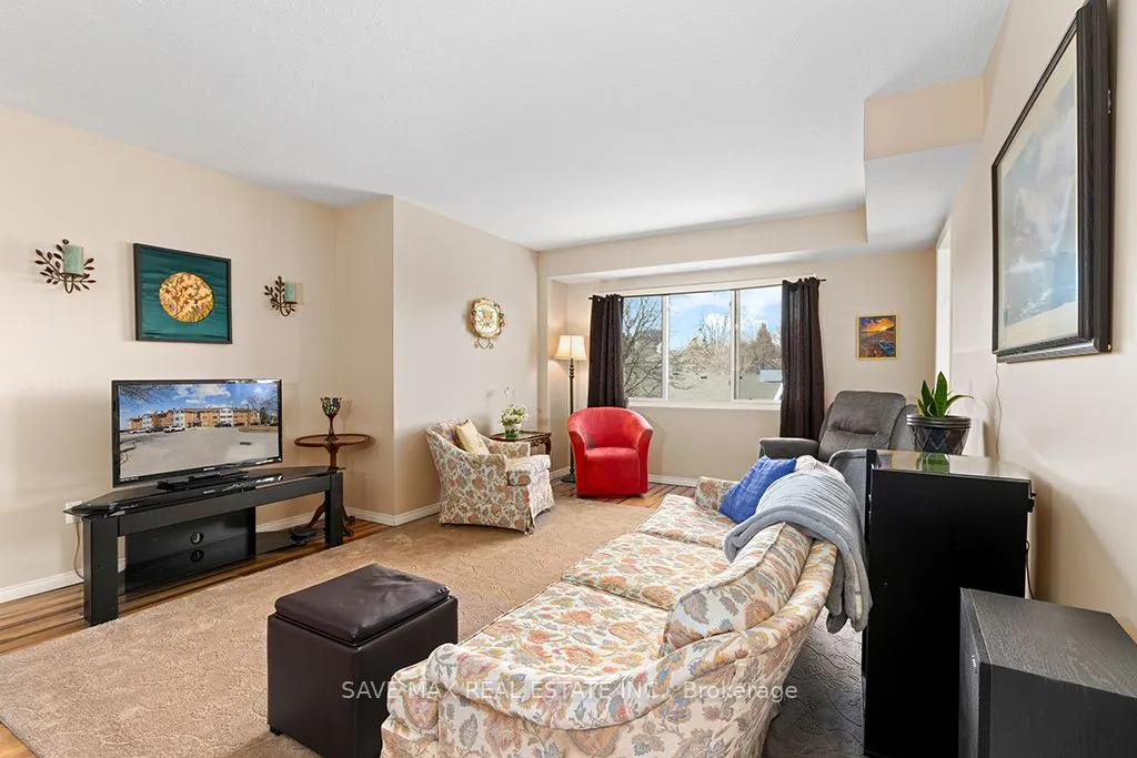 250 Robert Street, #310