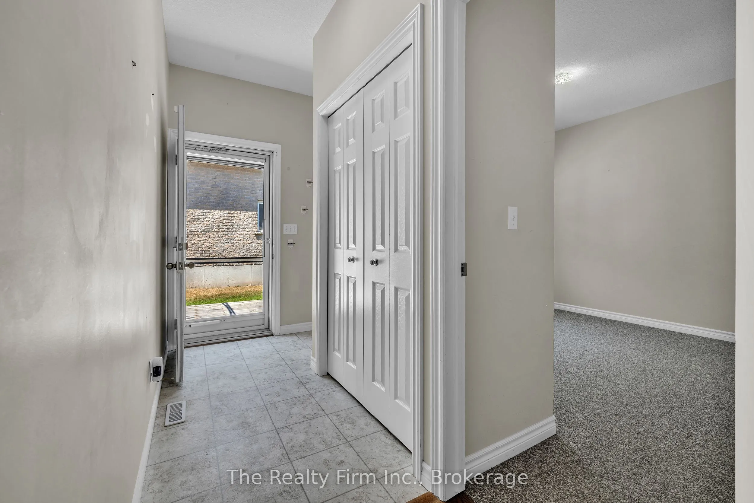 665 Southwood Way, #3