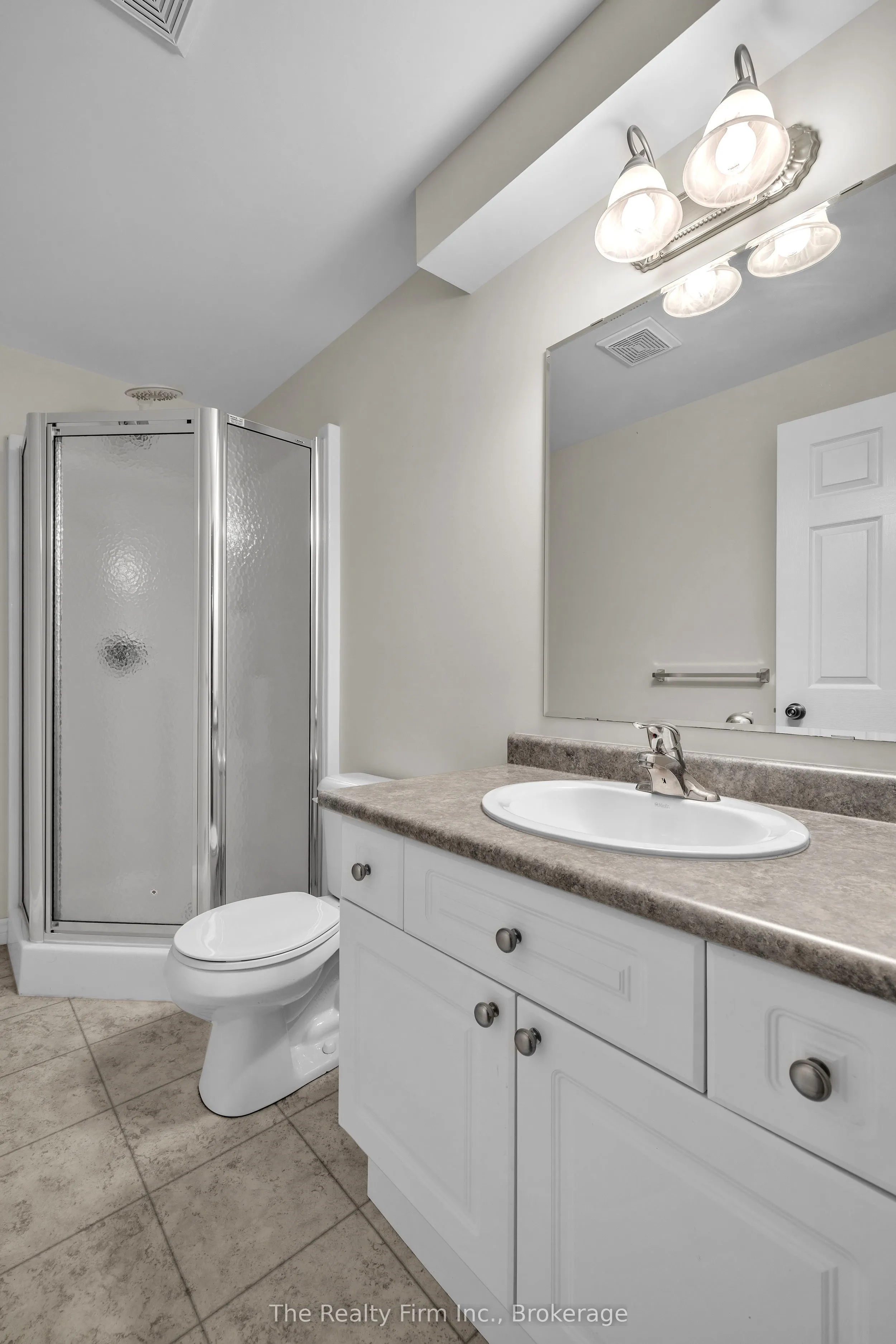 665 Southwood Way, #3