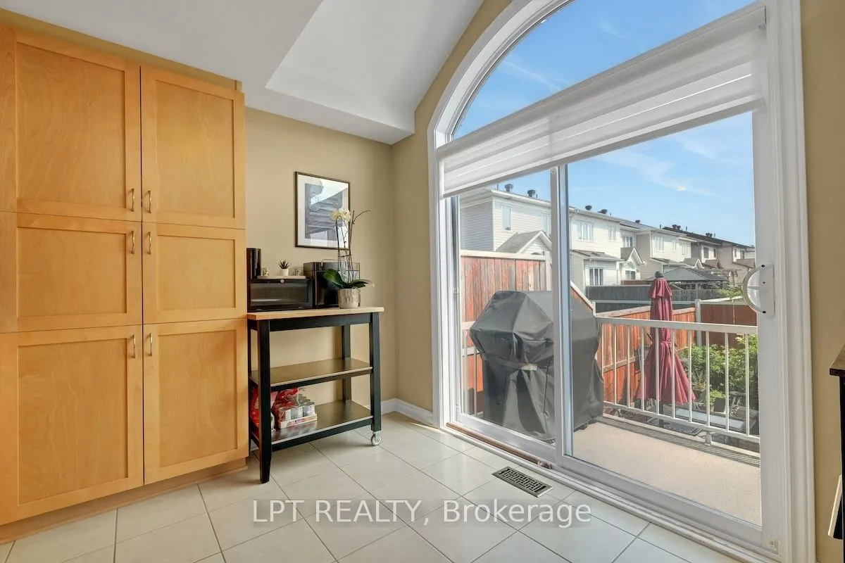 148 Waterfern Way