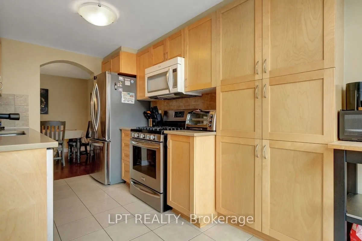 148 Waterfern Way