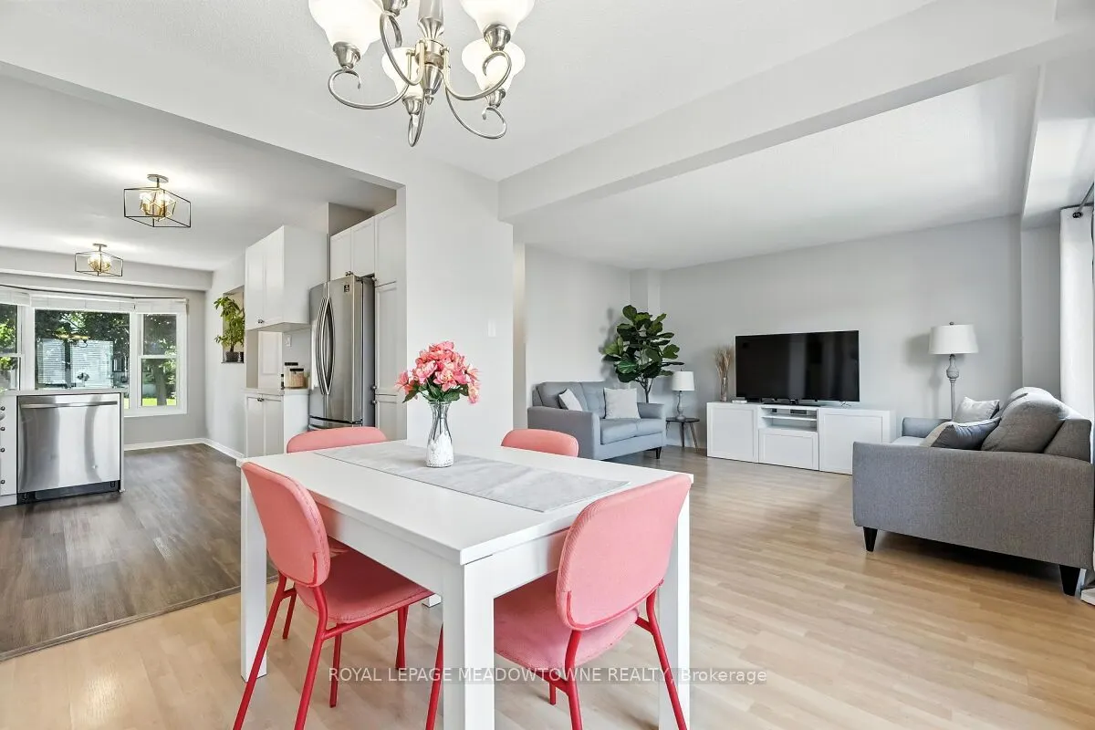 3 Lyton Crescent