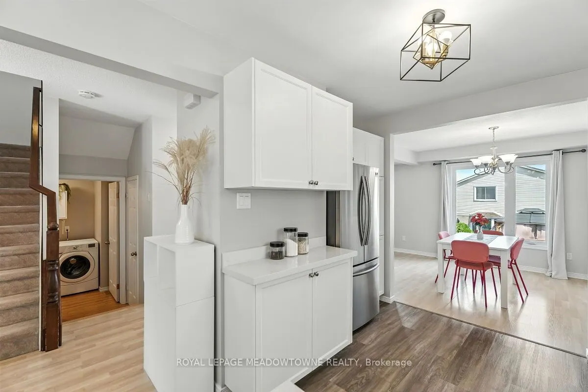 3 Lyton Crescent
