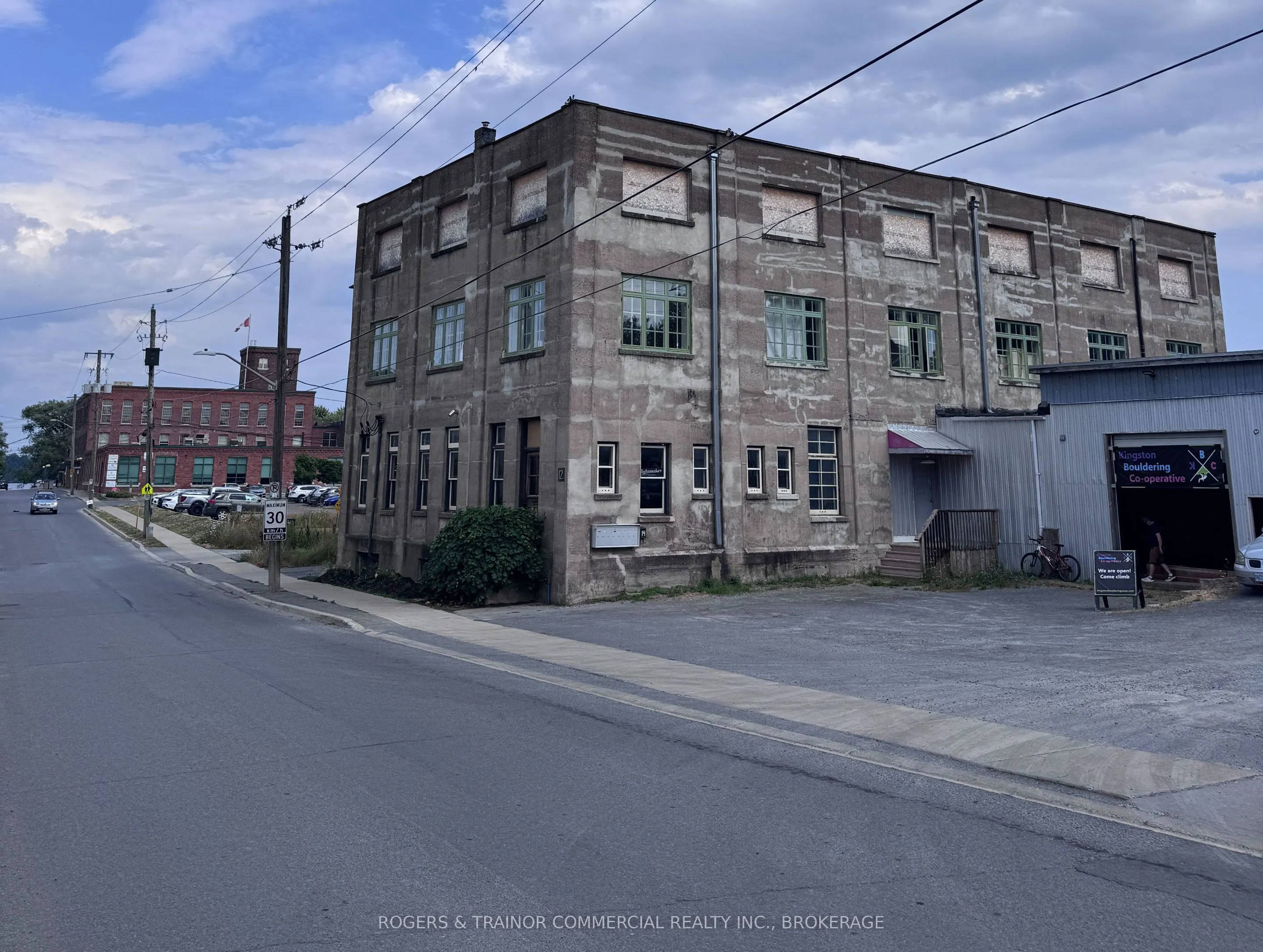 14 Cataraqui Street, #5