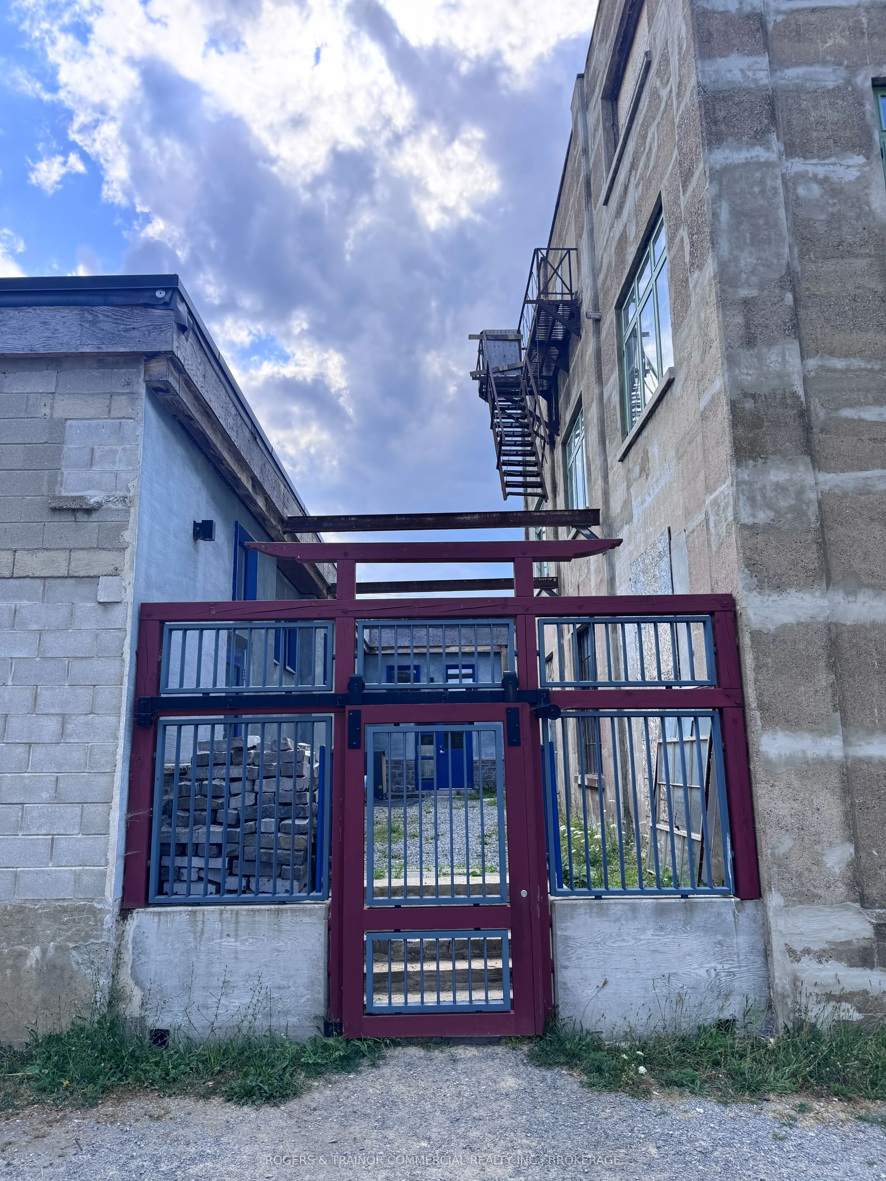 14 Cataraqui Street, #5