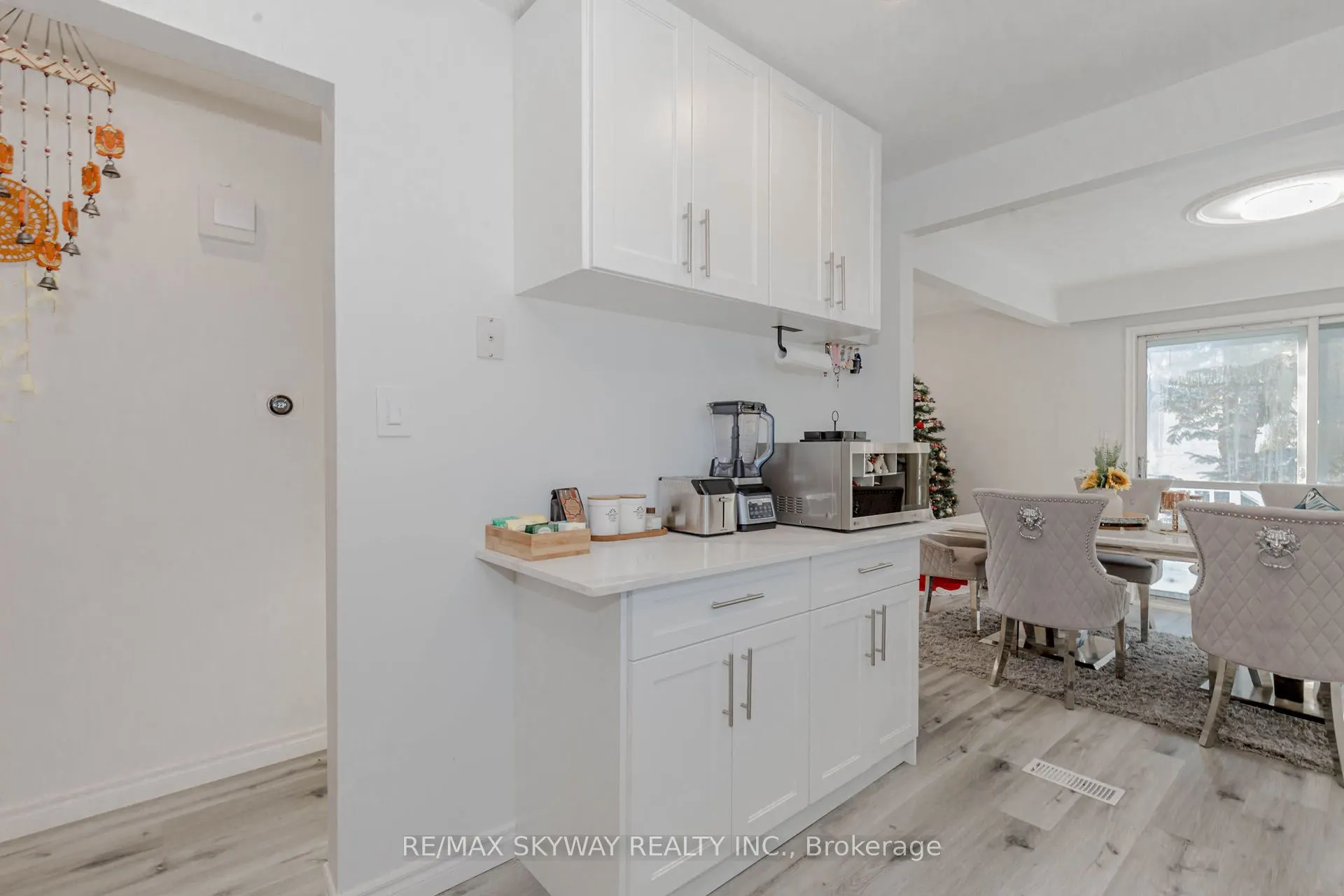 512 Glendene Crescent
