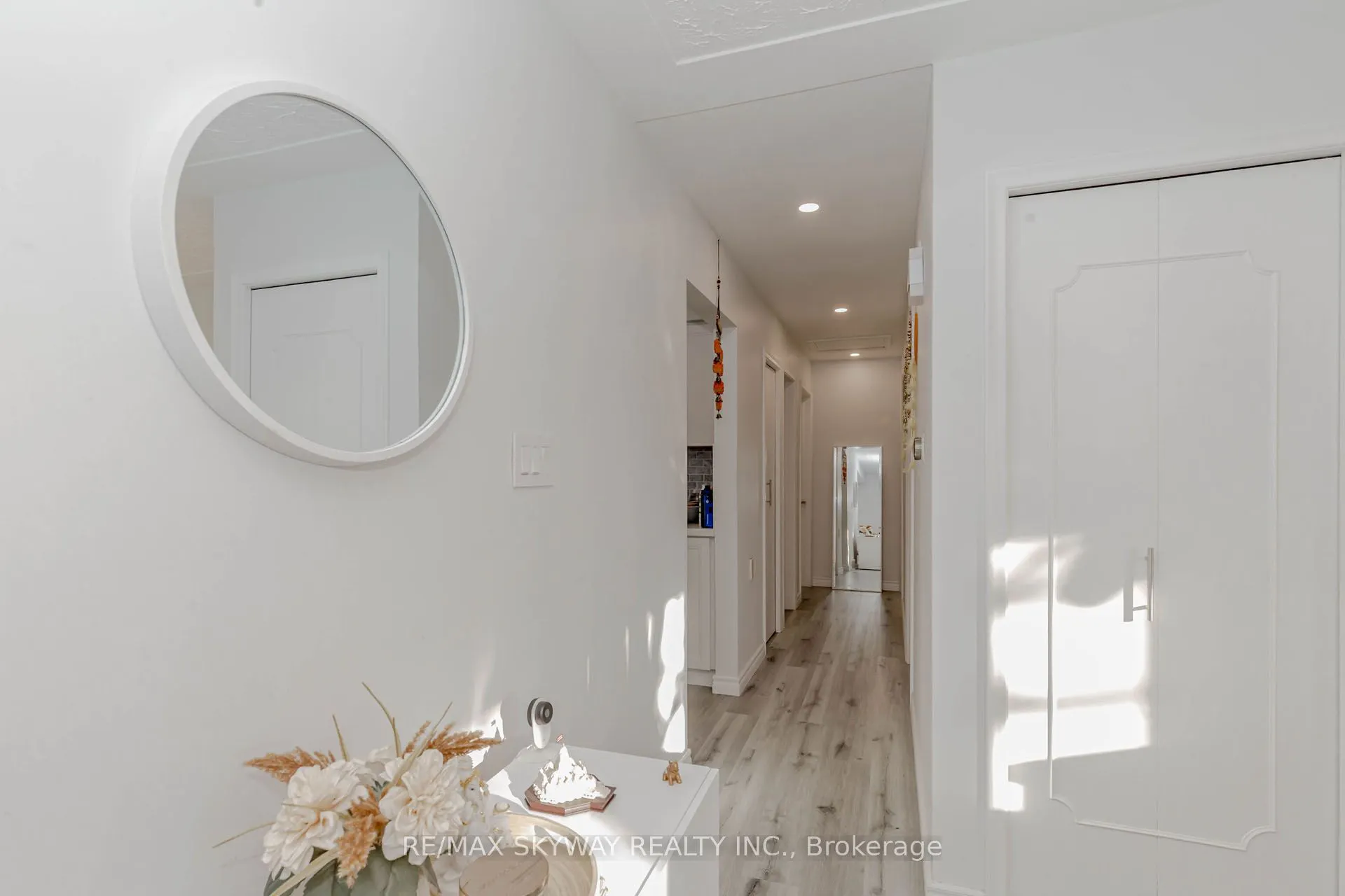 512 Glendene Crescent
