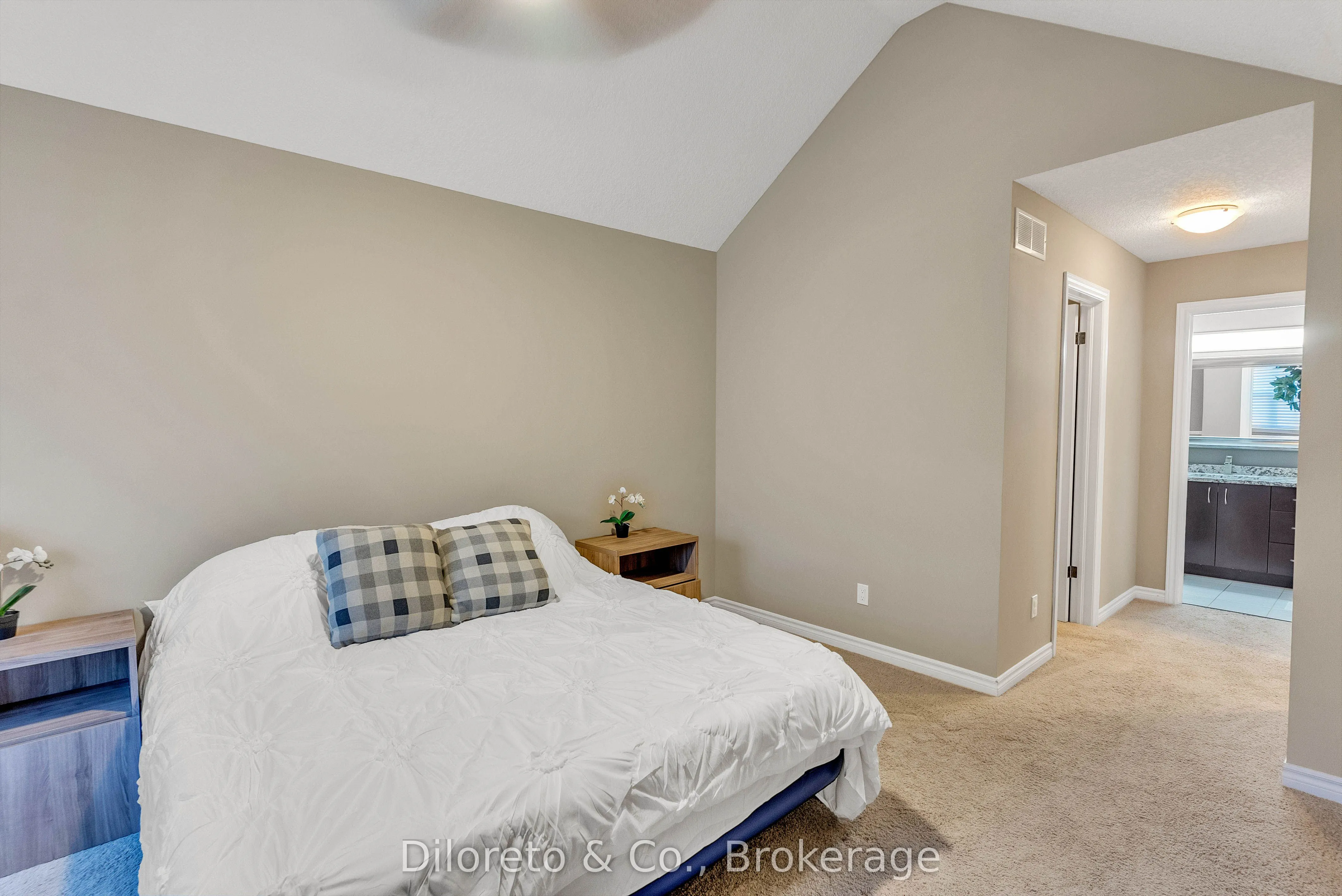 167 Arkell Road, #2