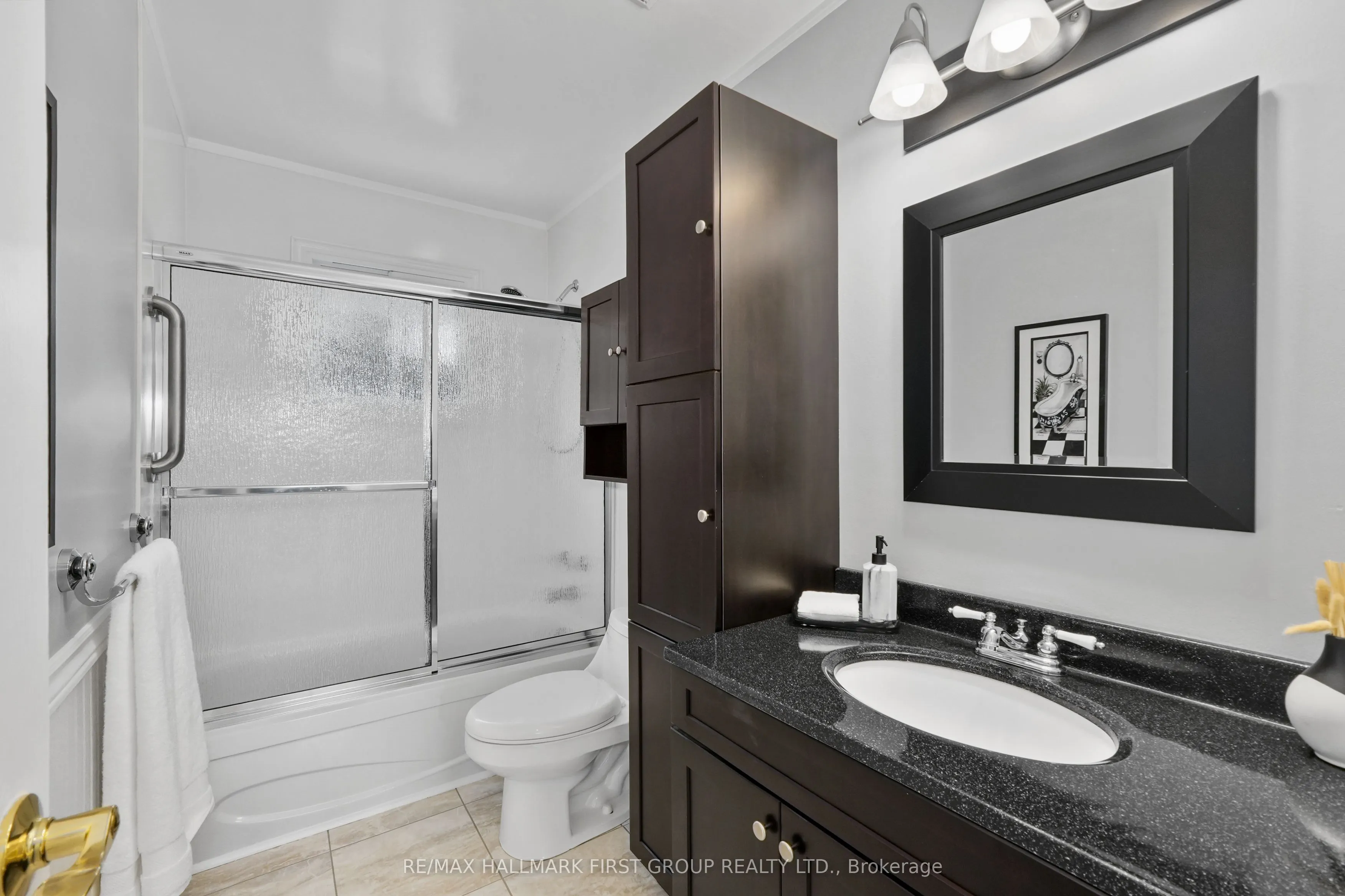 8266 Albert Court