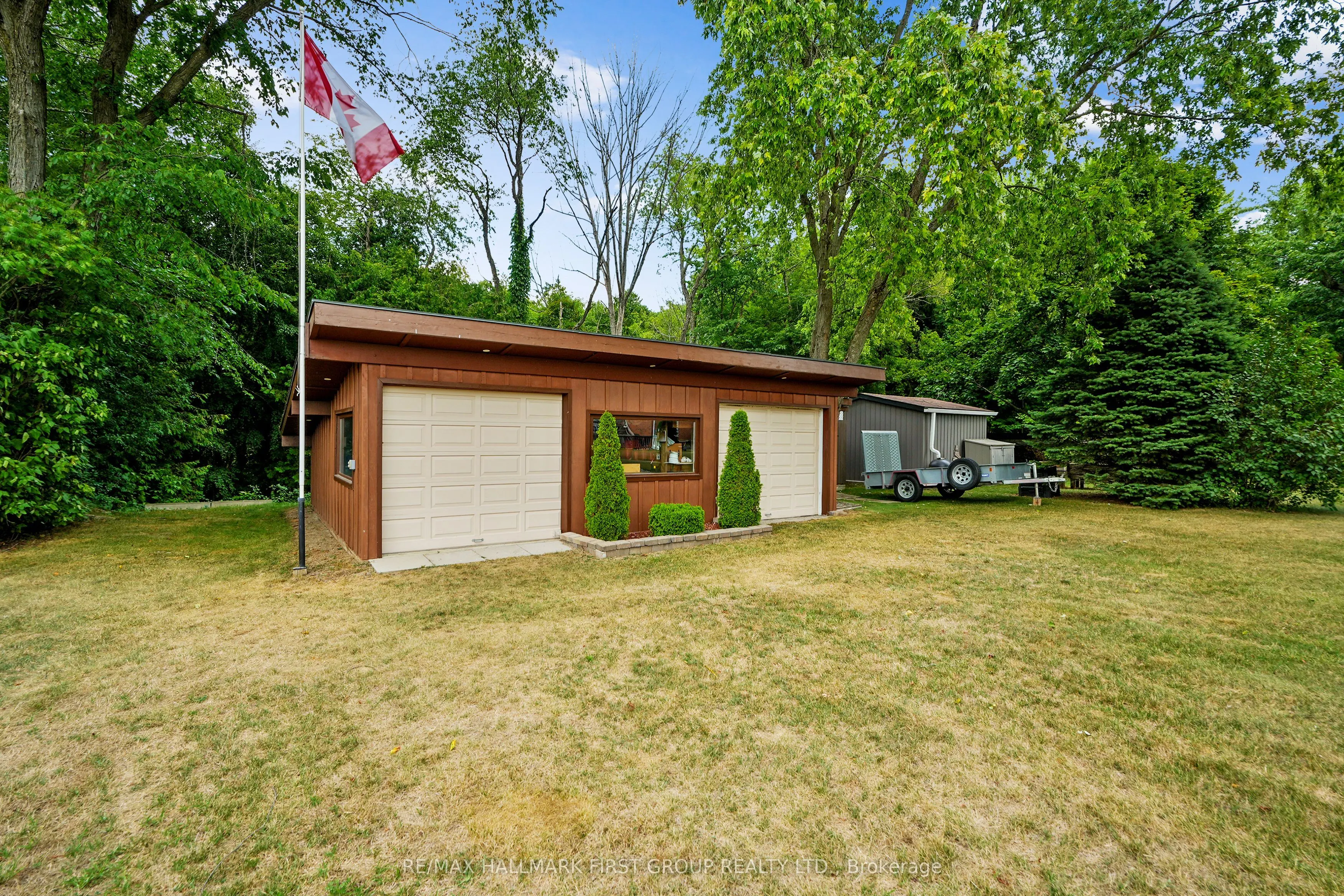 8266 Albert Court