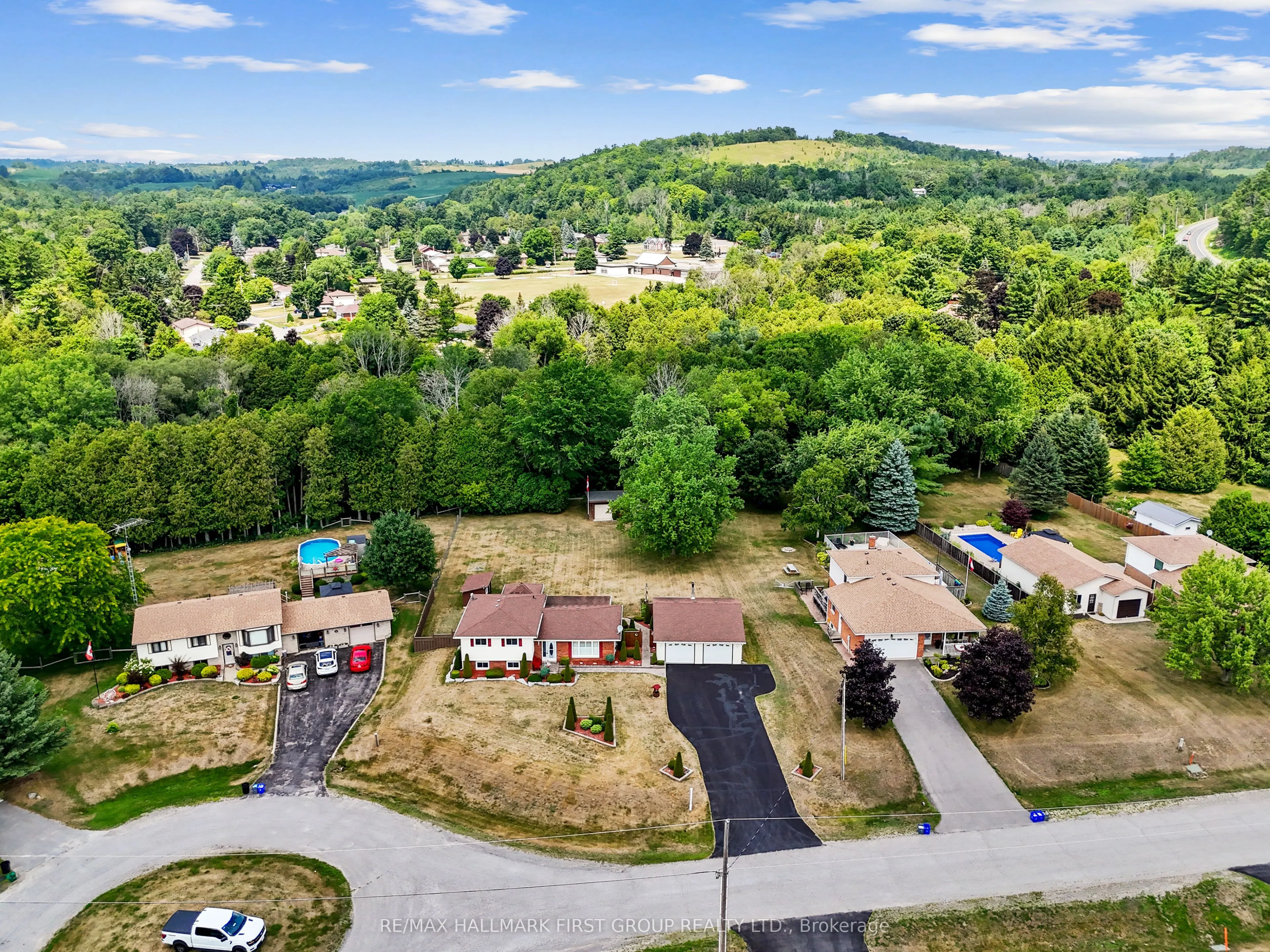 8266 Albert Court