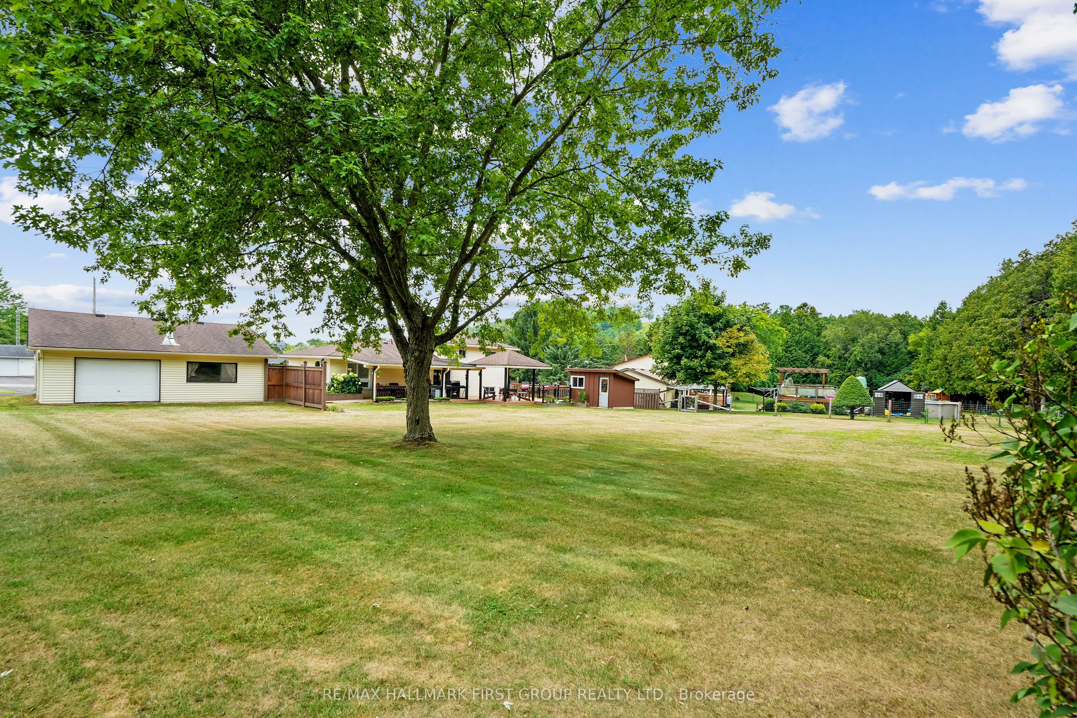 8266 Albert Court
