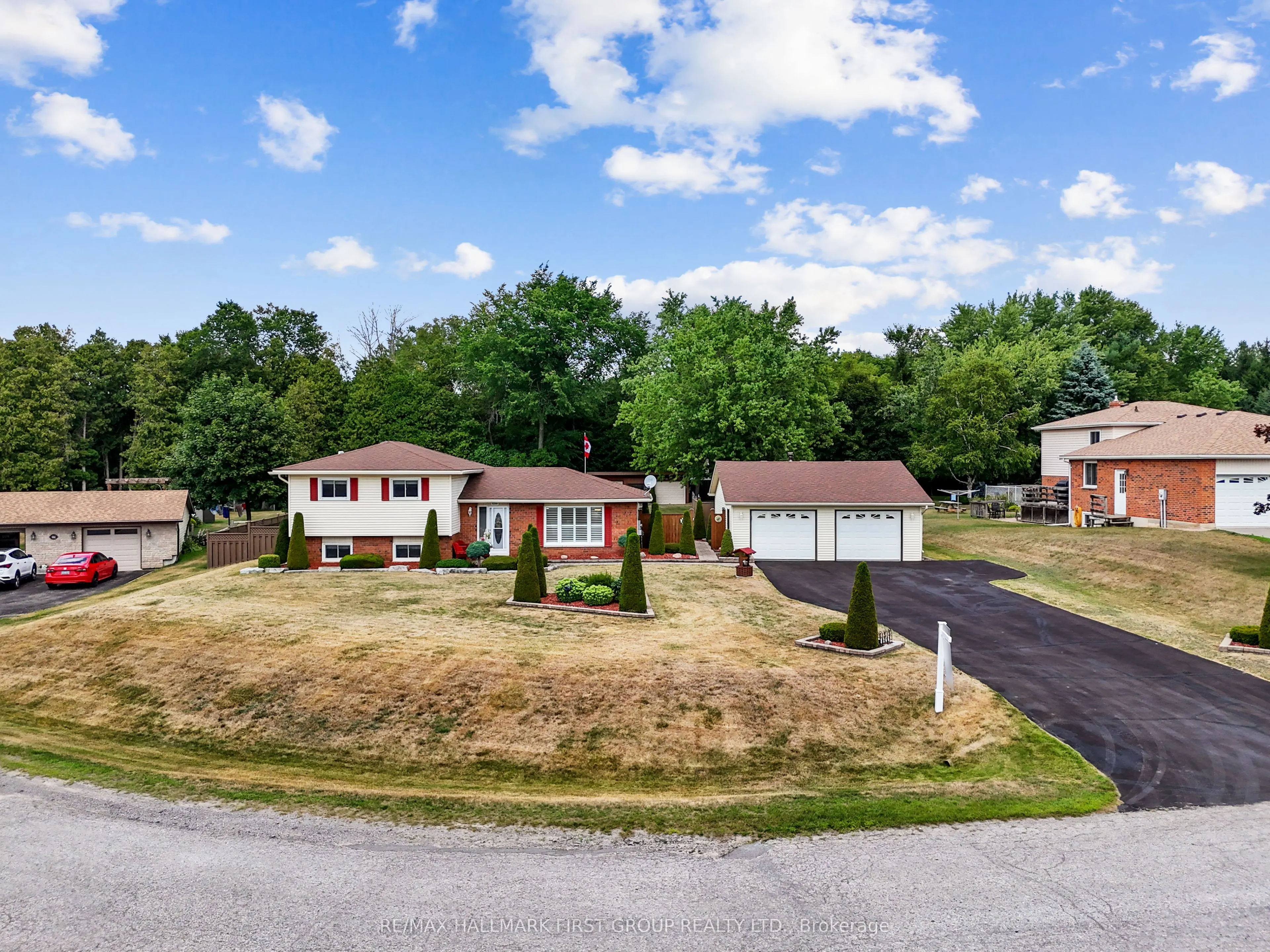 8266 Albert Court