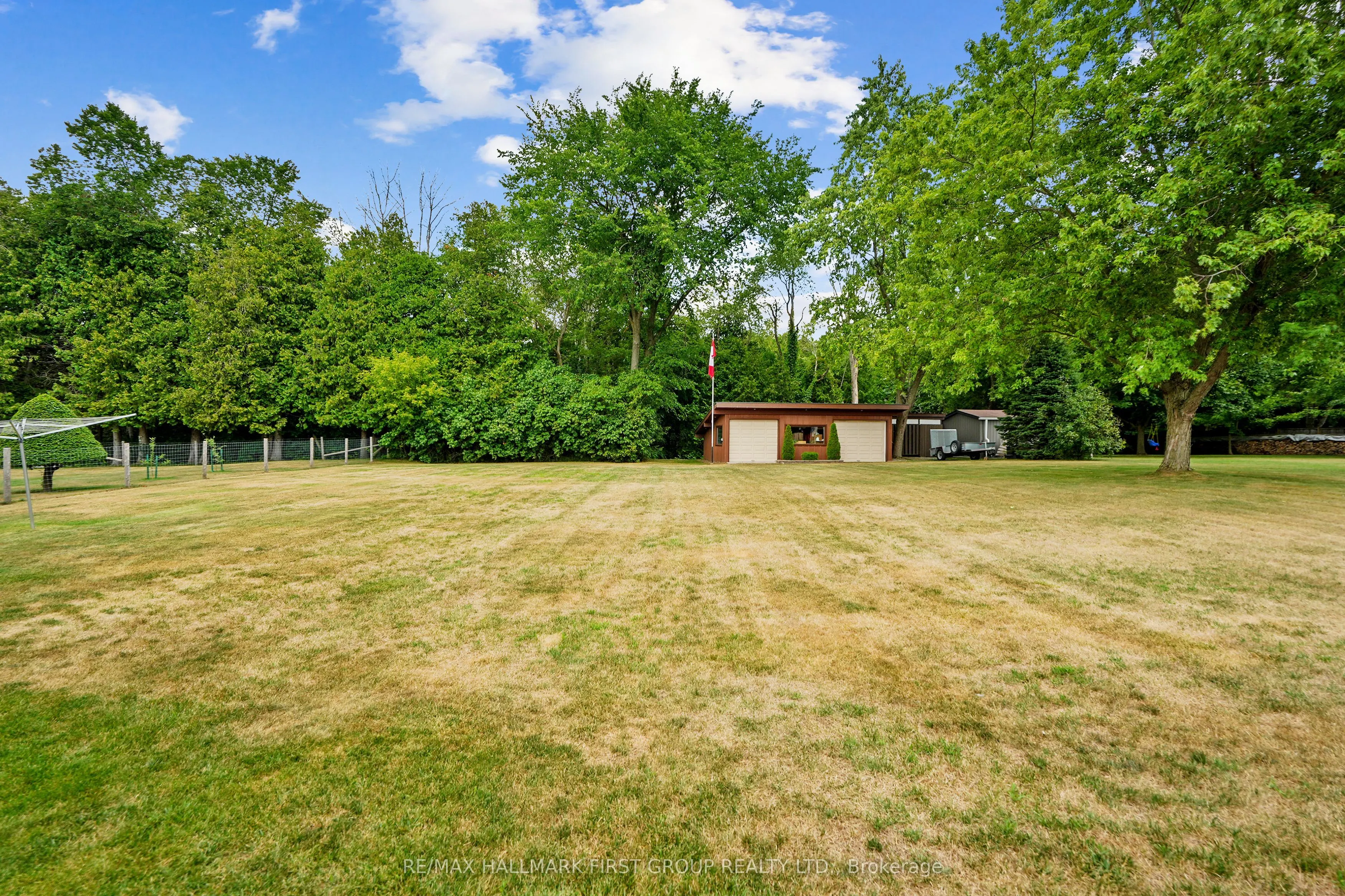 8266 Albert Court
