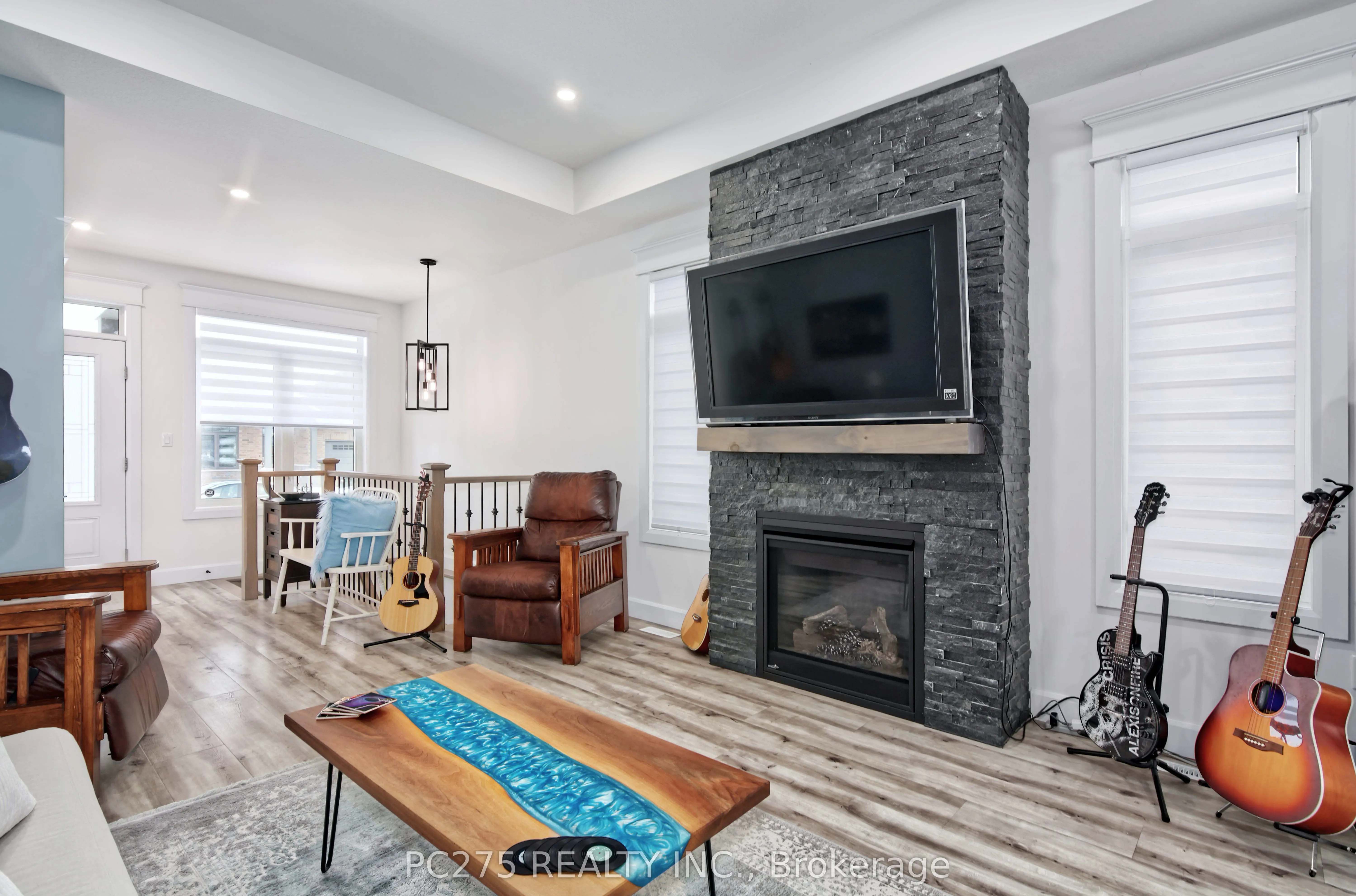 159 Collins Way, #41