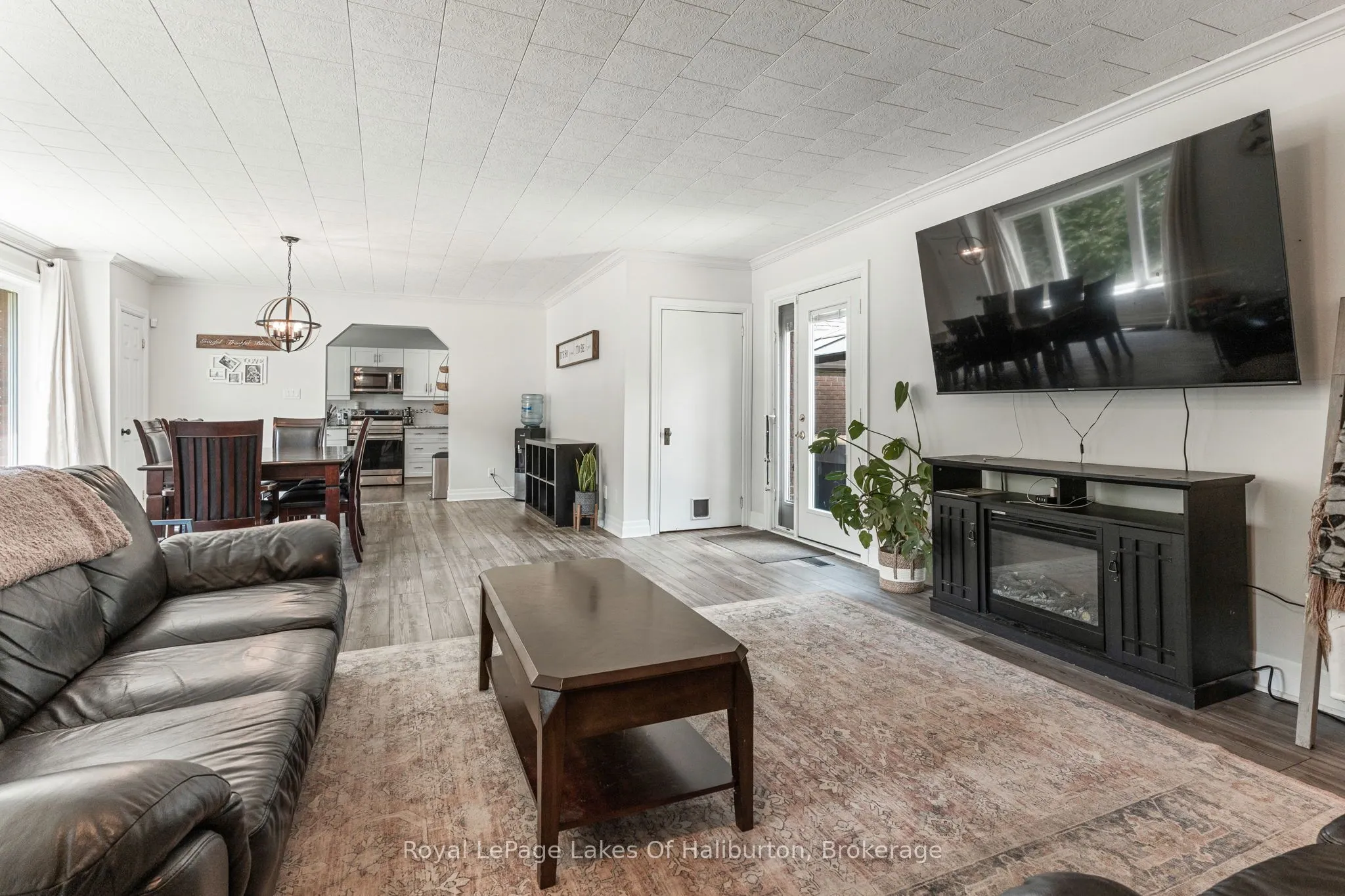 3875 LOOP Road