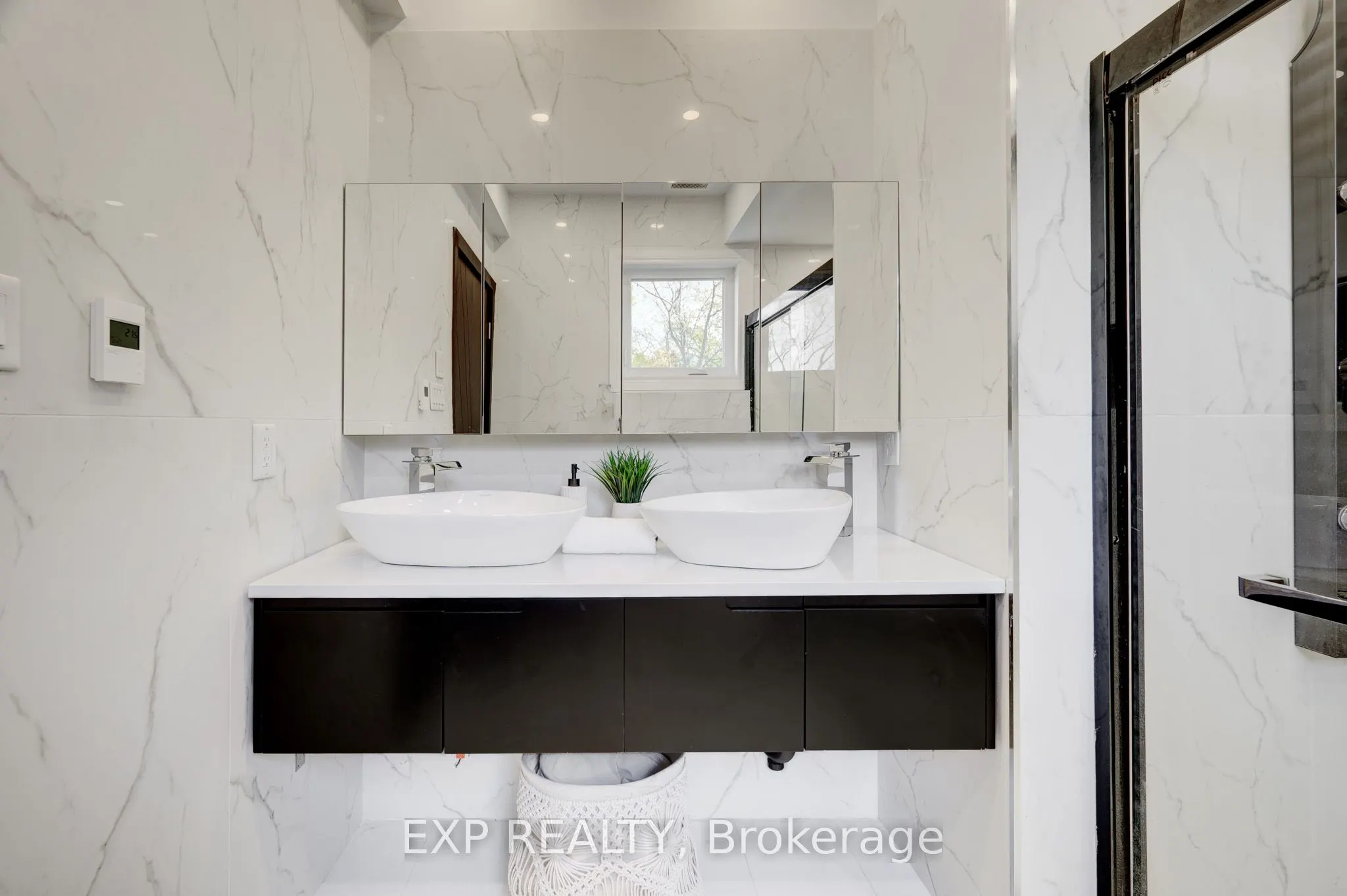 237 MAIN Street W, #B