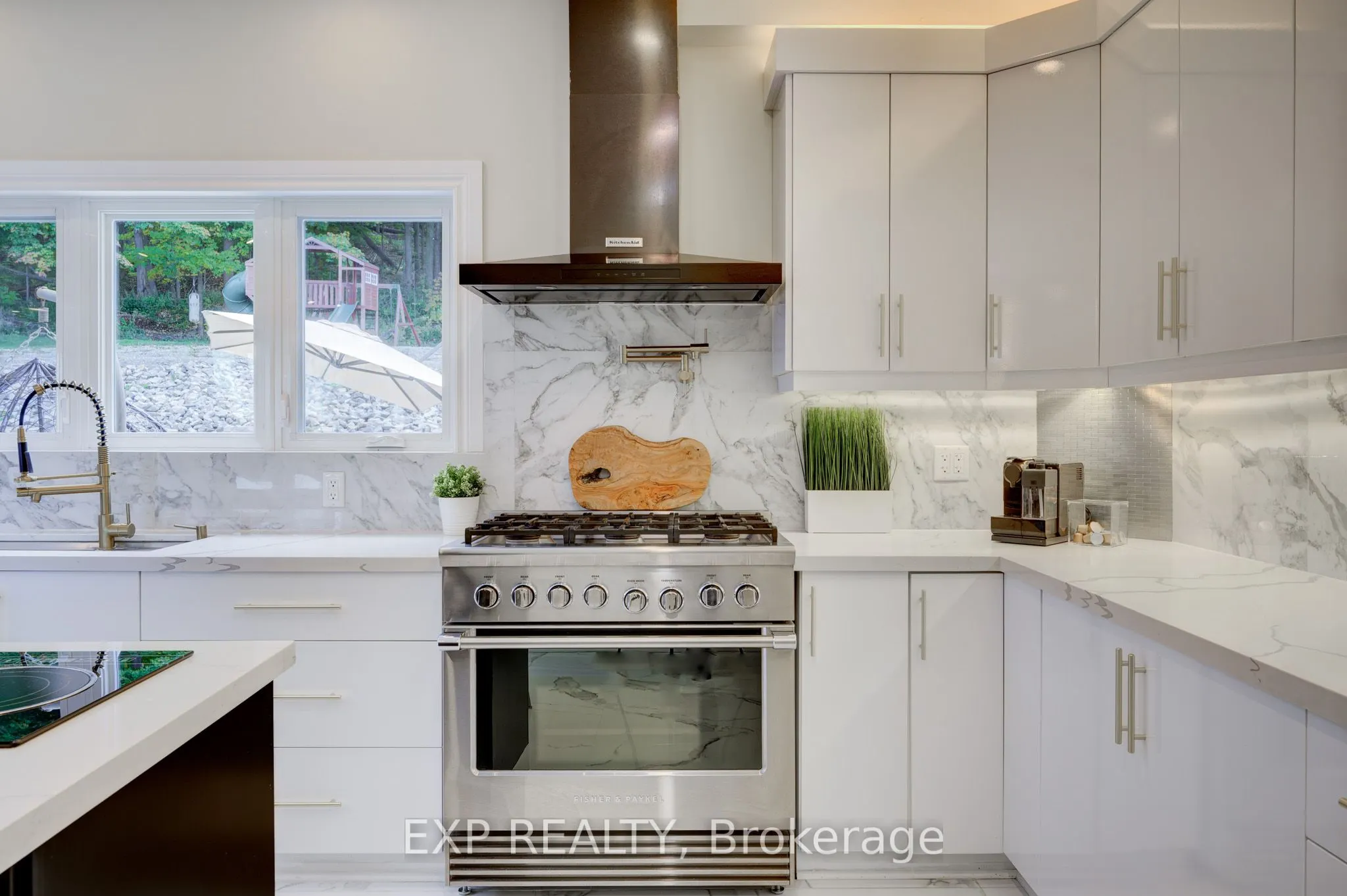 237 MAIN Street W, #B