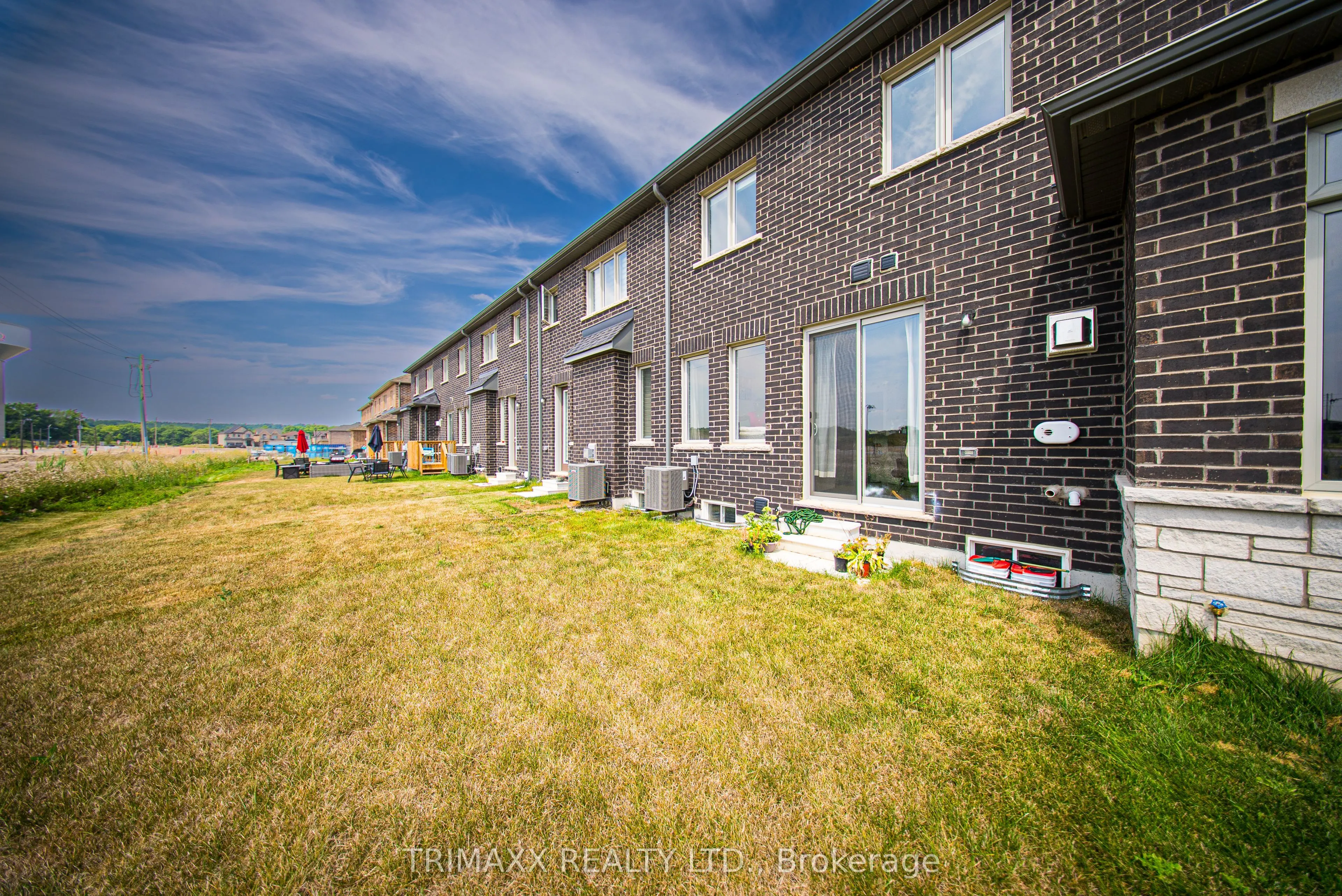 19 Molnar Crescent