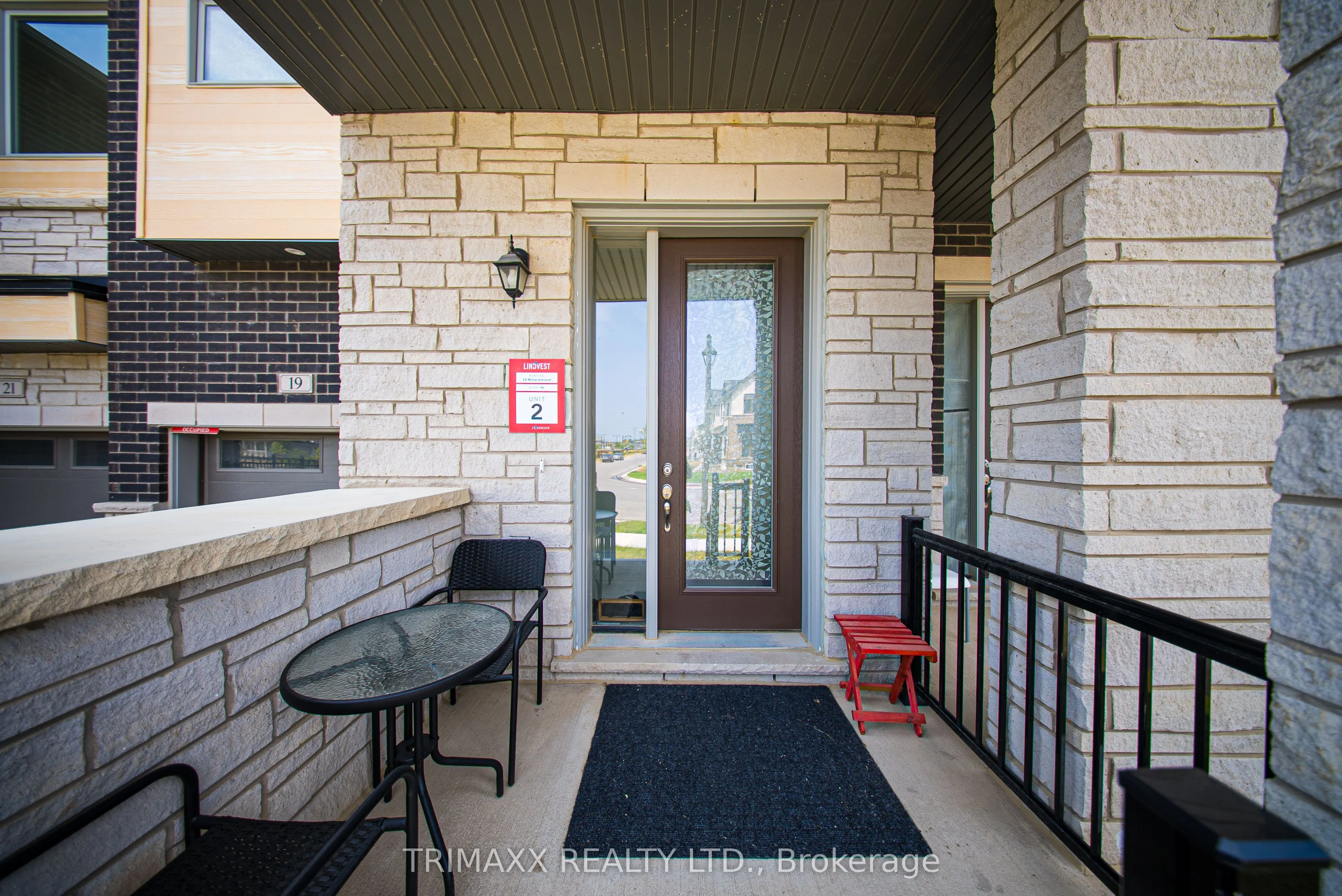 19 Molnar Crescent