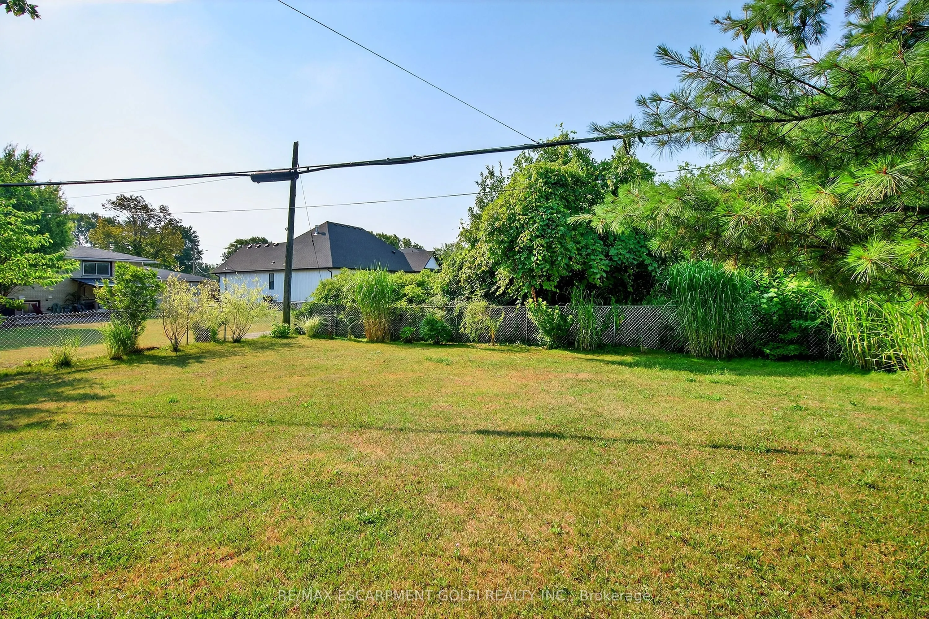 1353 Orchard Avenue