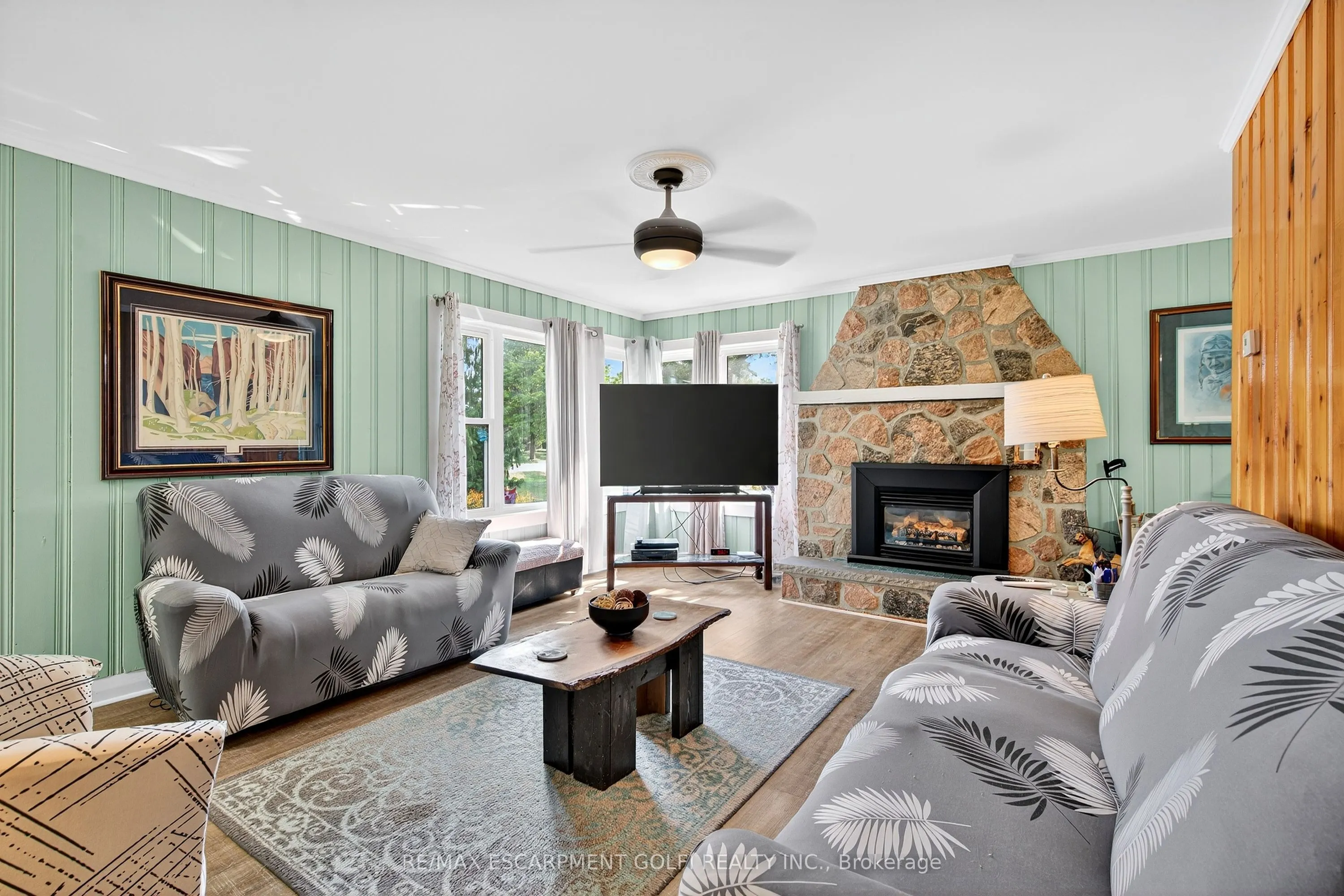 1353 Orchard Avenue