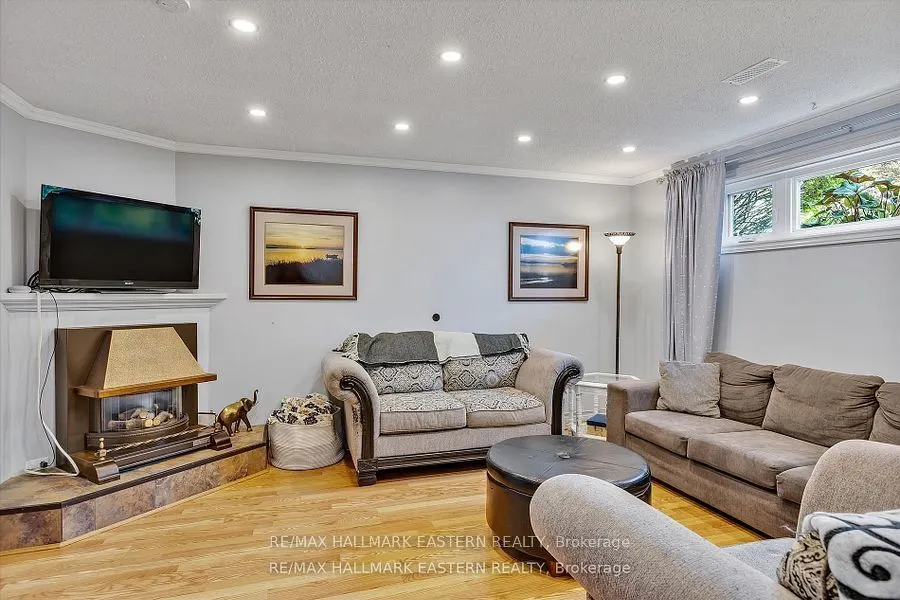 959 Golfview Road