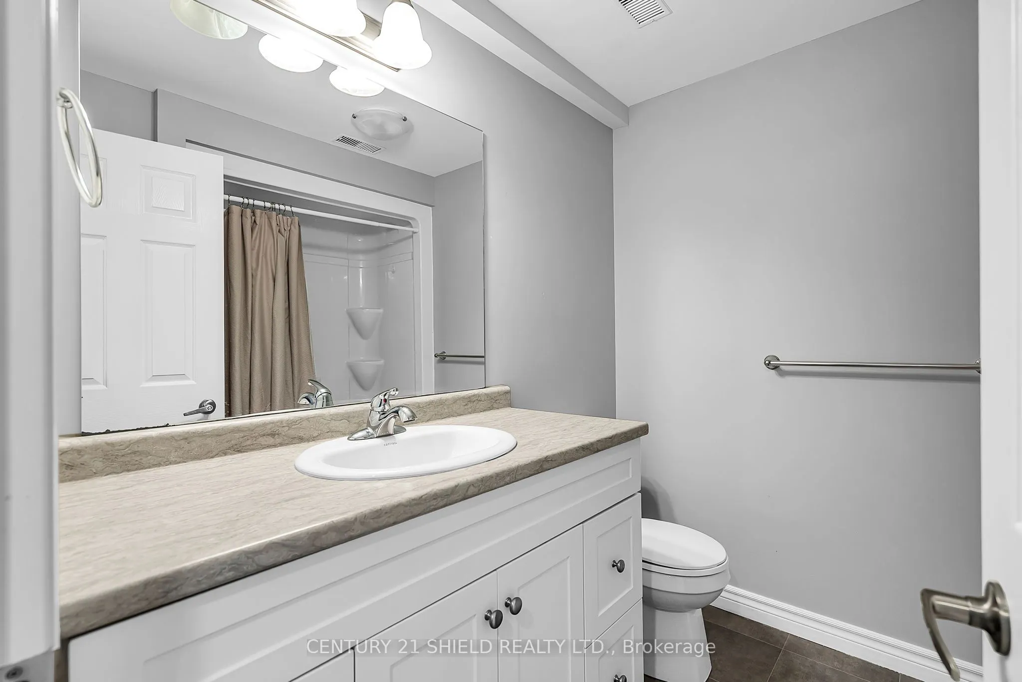225 Third Street W