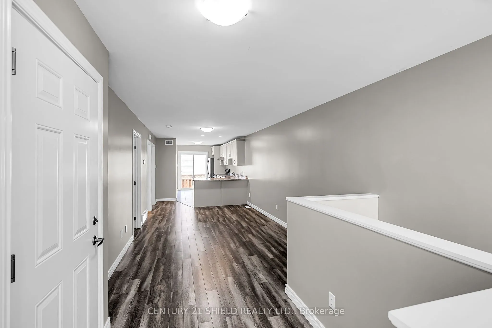 225 Third Street W