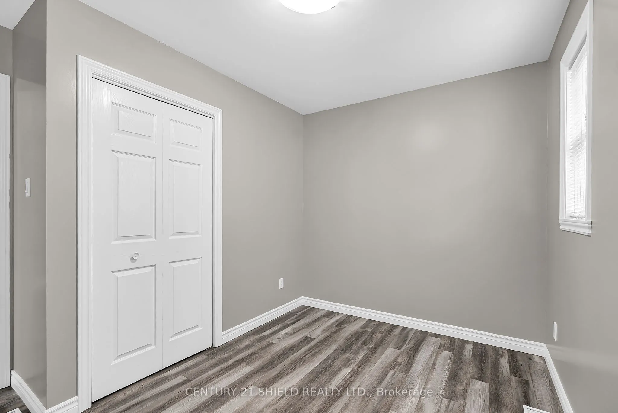 225 Third Street W