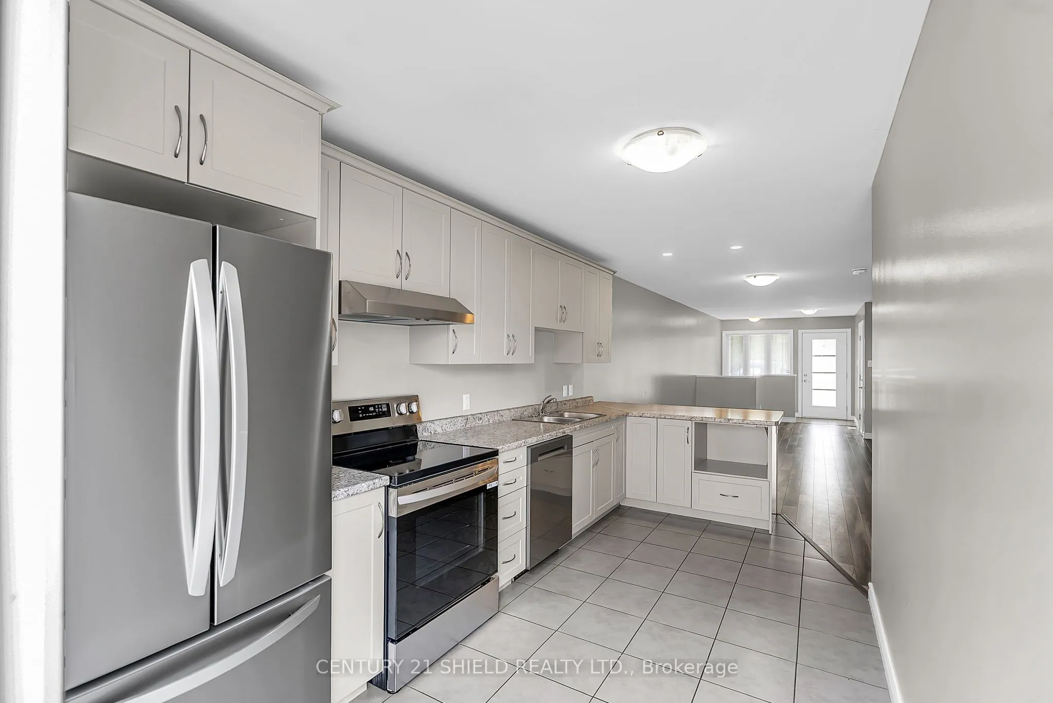 225 Third Street W
