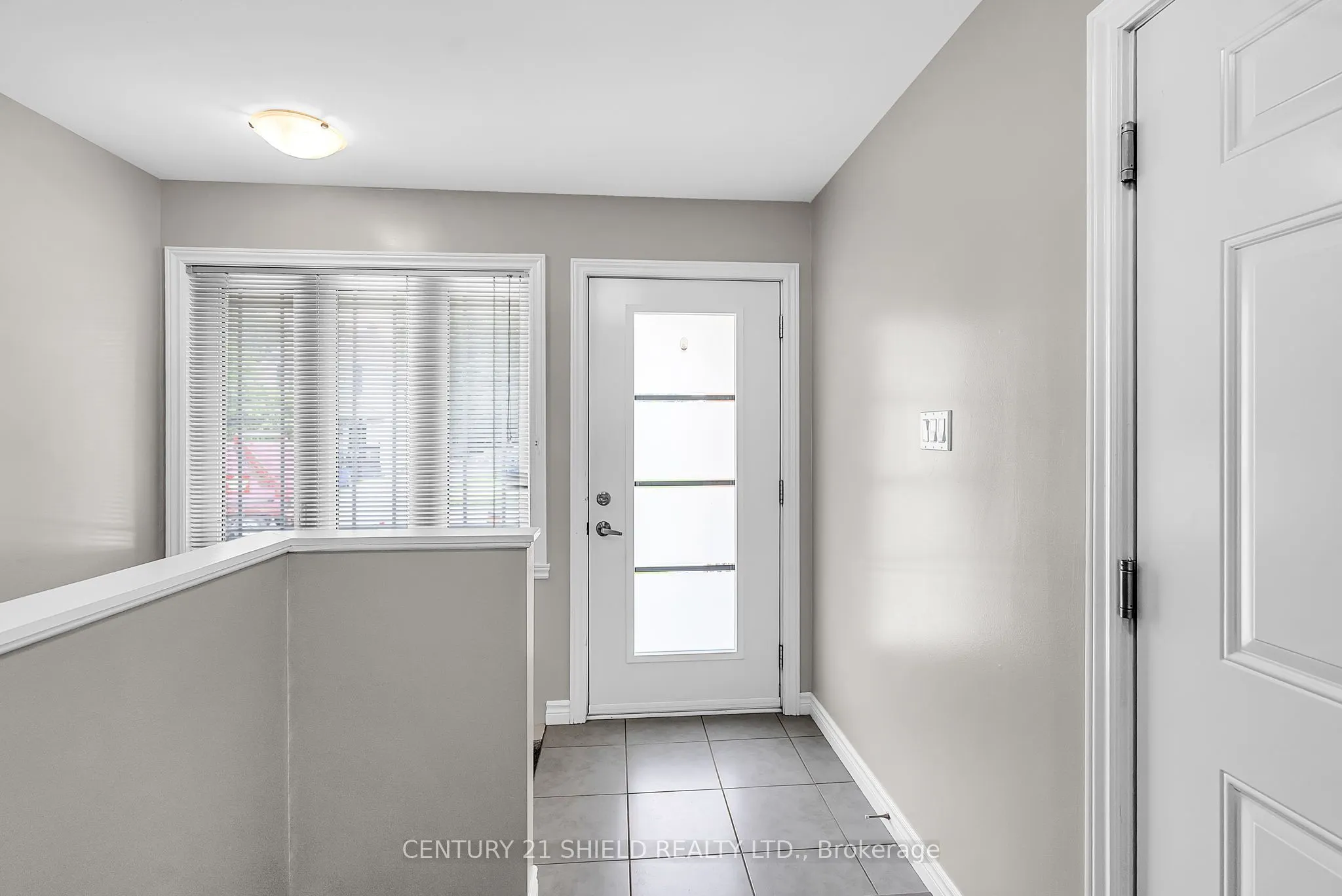 225 Third Street W