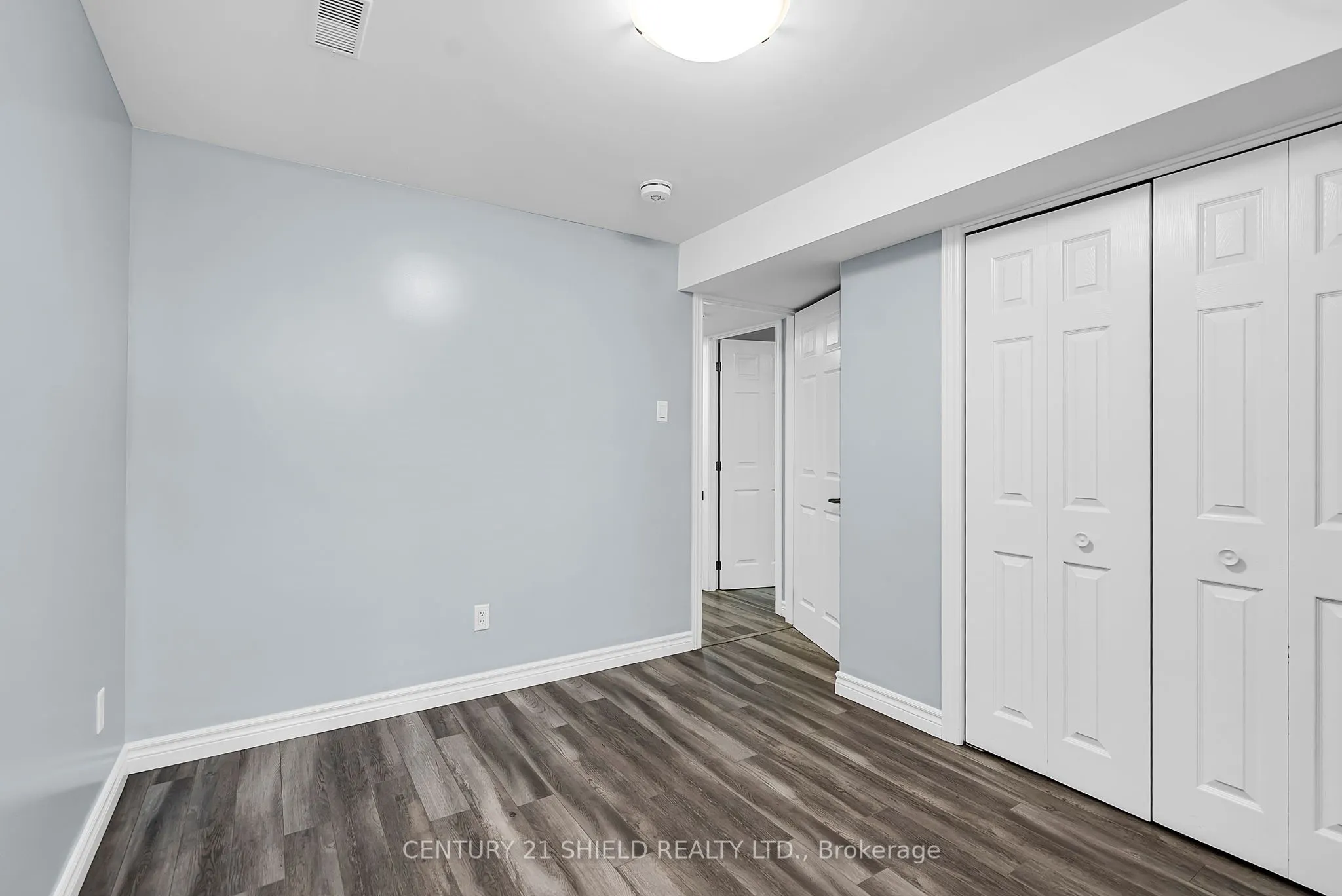 225 Third Street W