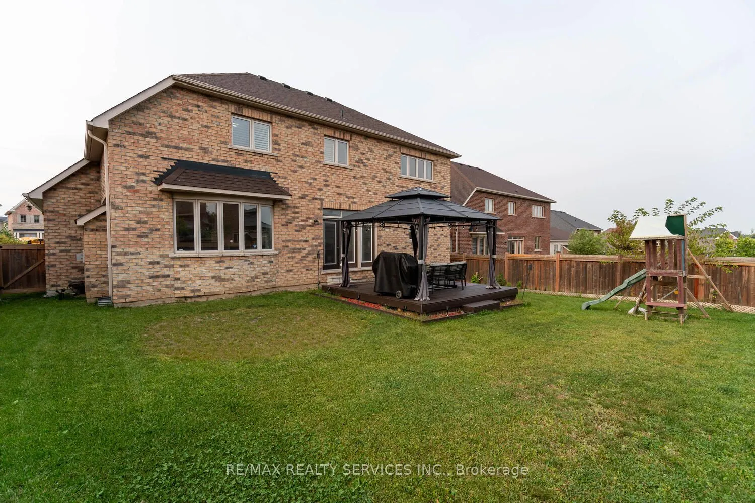 28 Stonegate Avenue