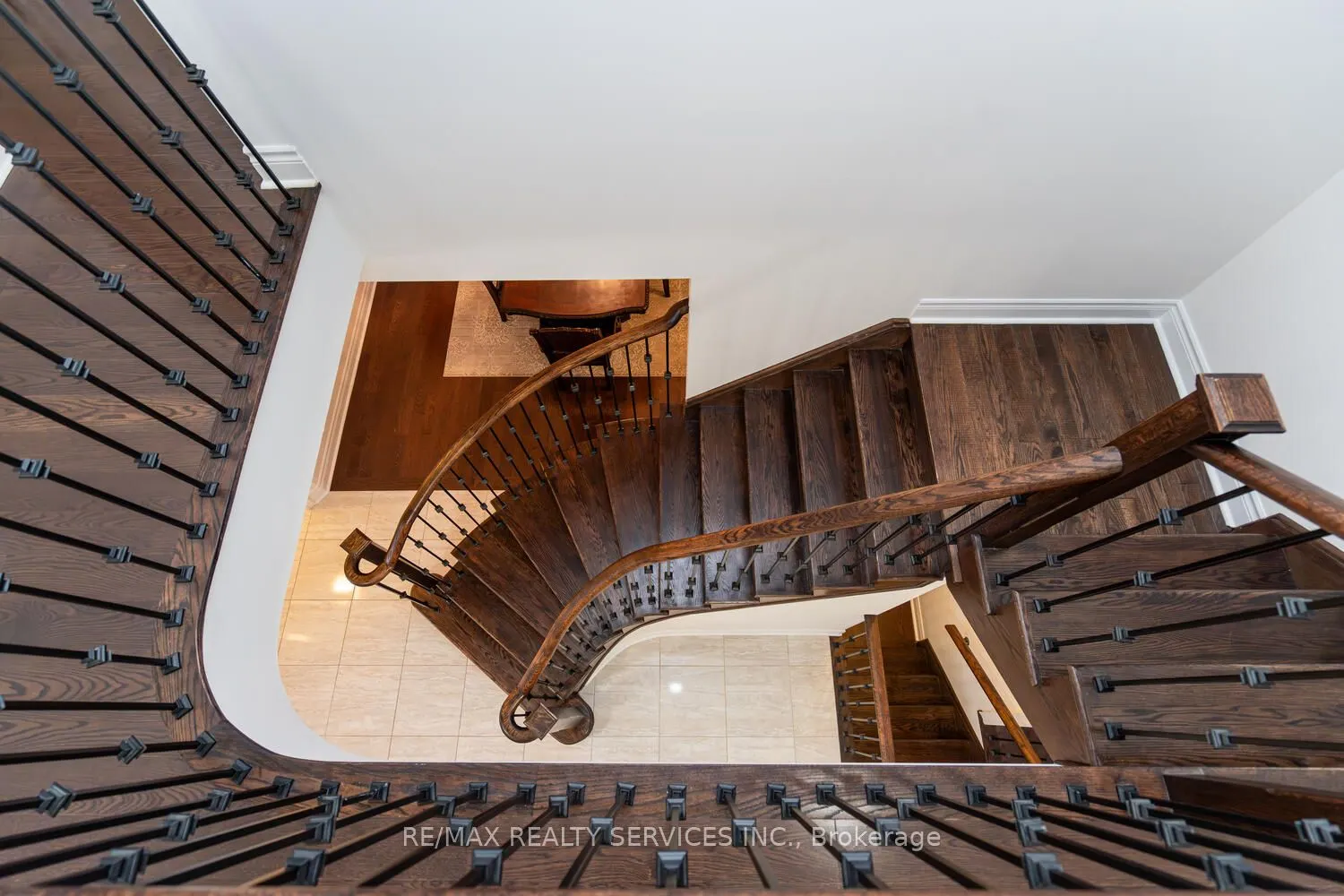 28 Stonegate Avenue