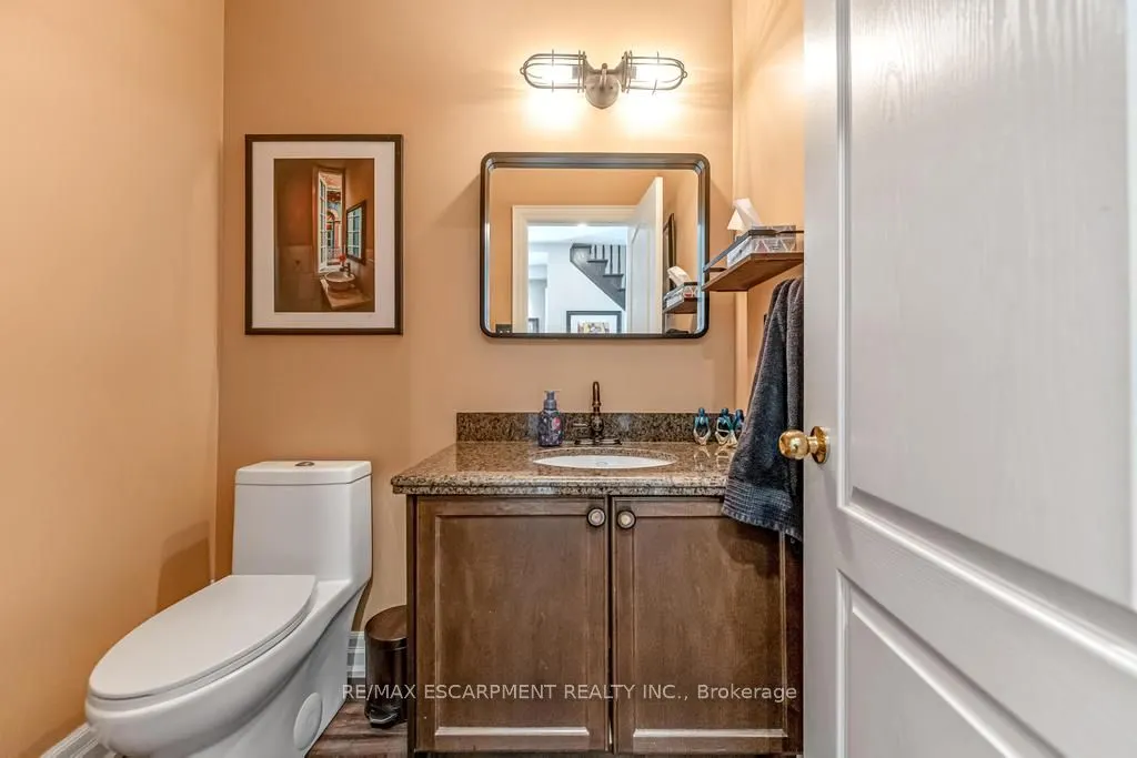 21 Forest Valley Crescent, #44