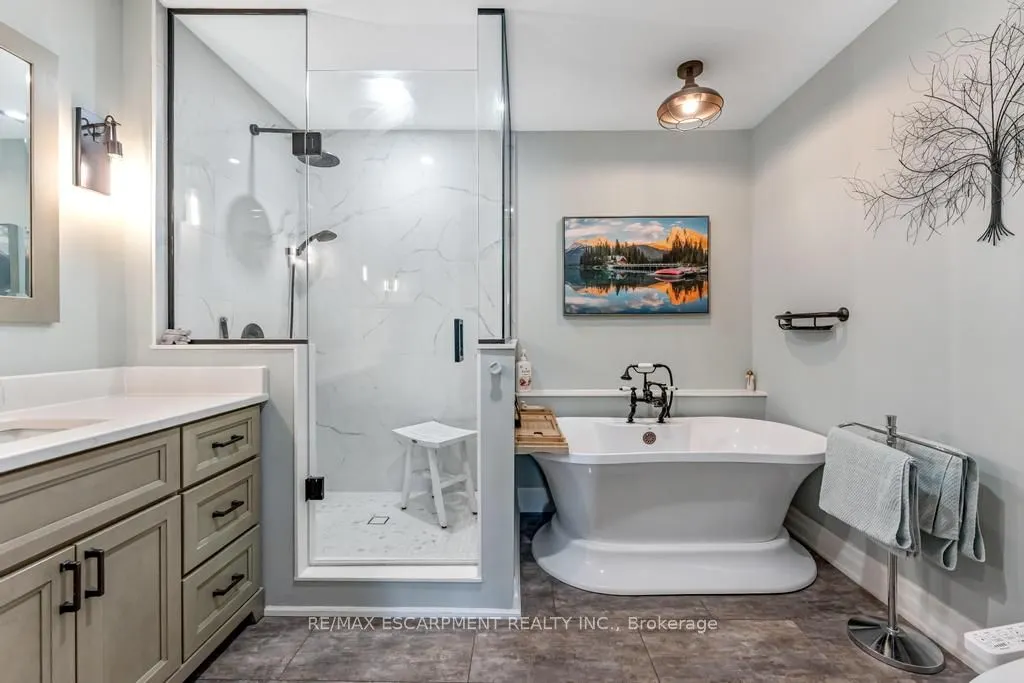 21 Forest Valley Crescent, #44