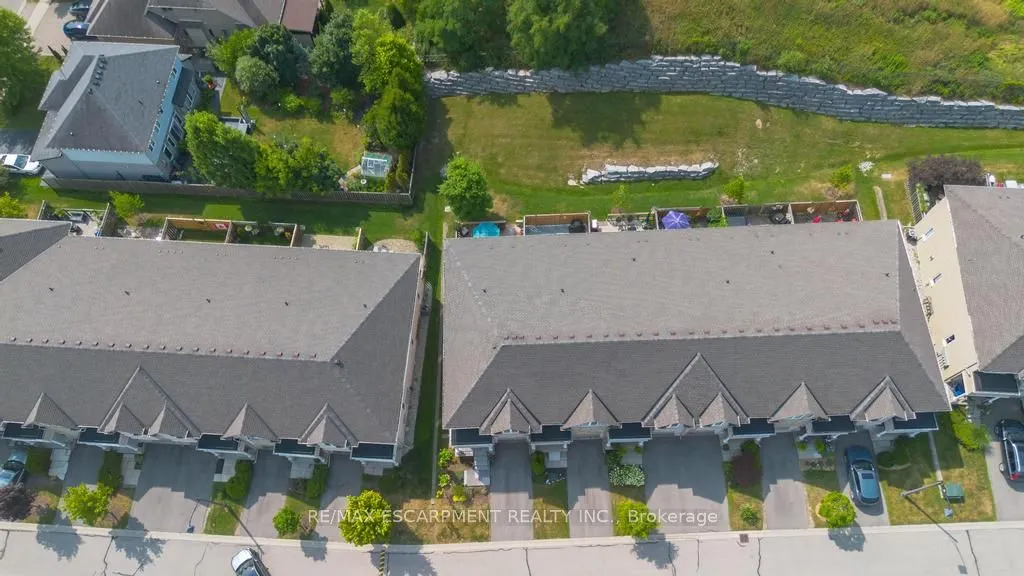 21 Forest Valley Crescent, #44