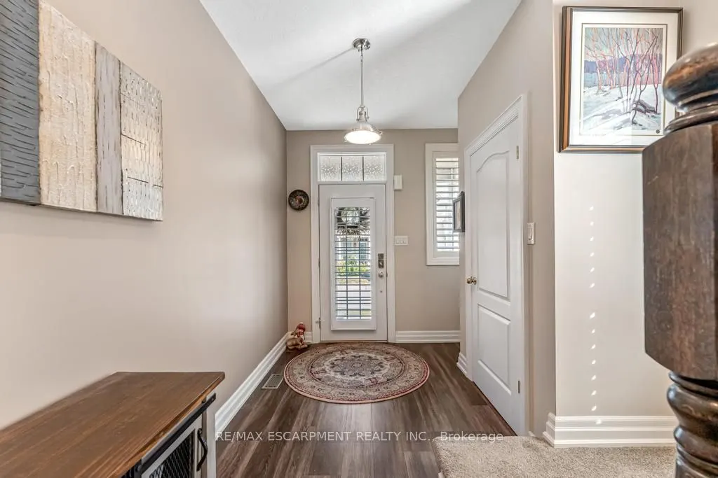 21 Forest Valley Crescent, #44