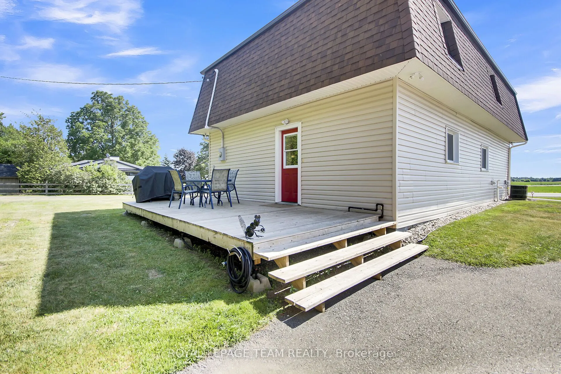 5745 Fourth Line Road