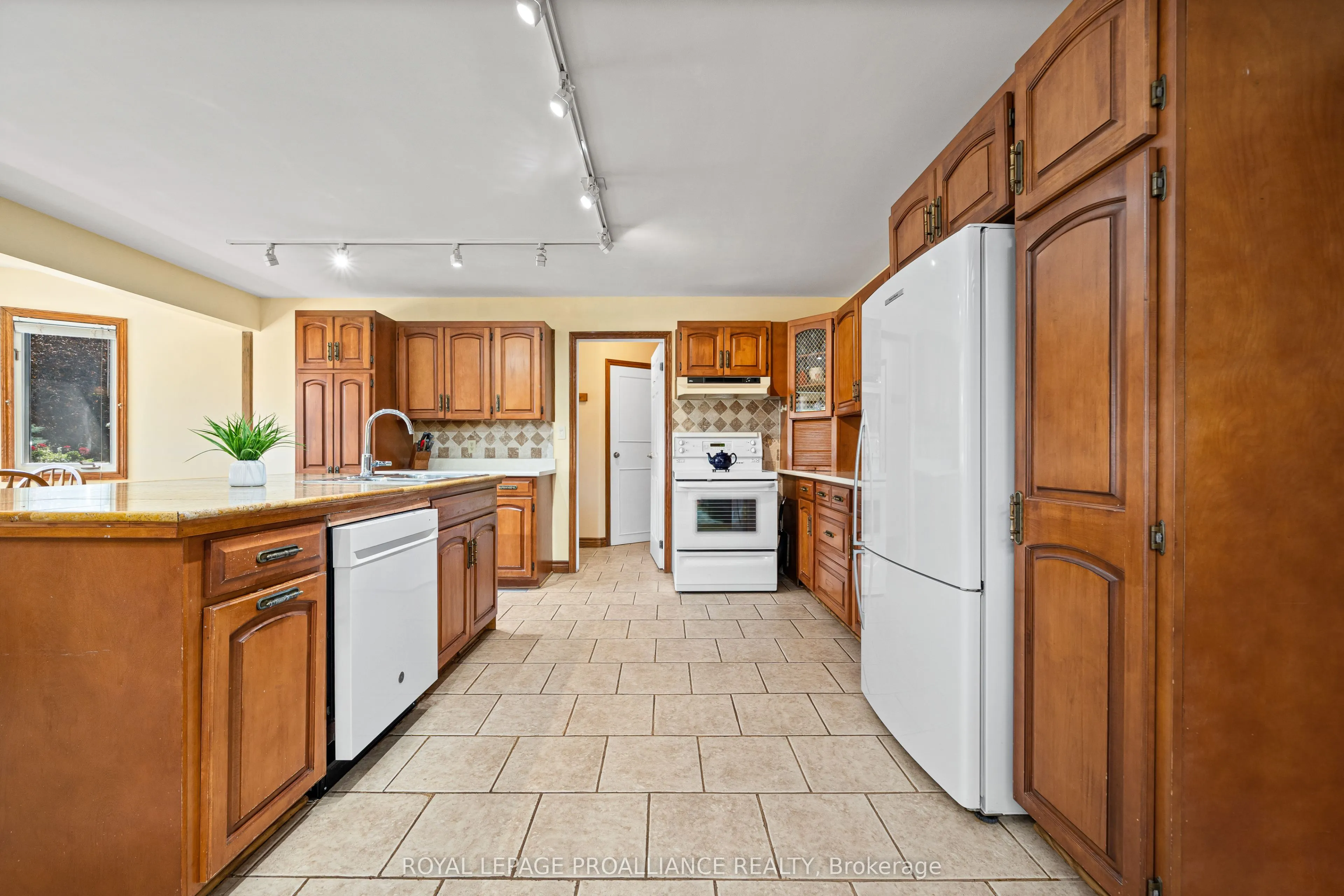 7 Brintnell Boulevard