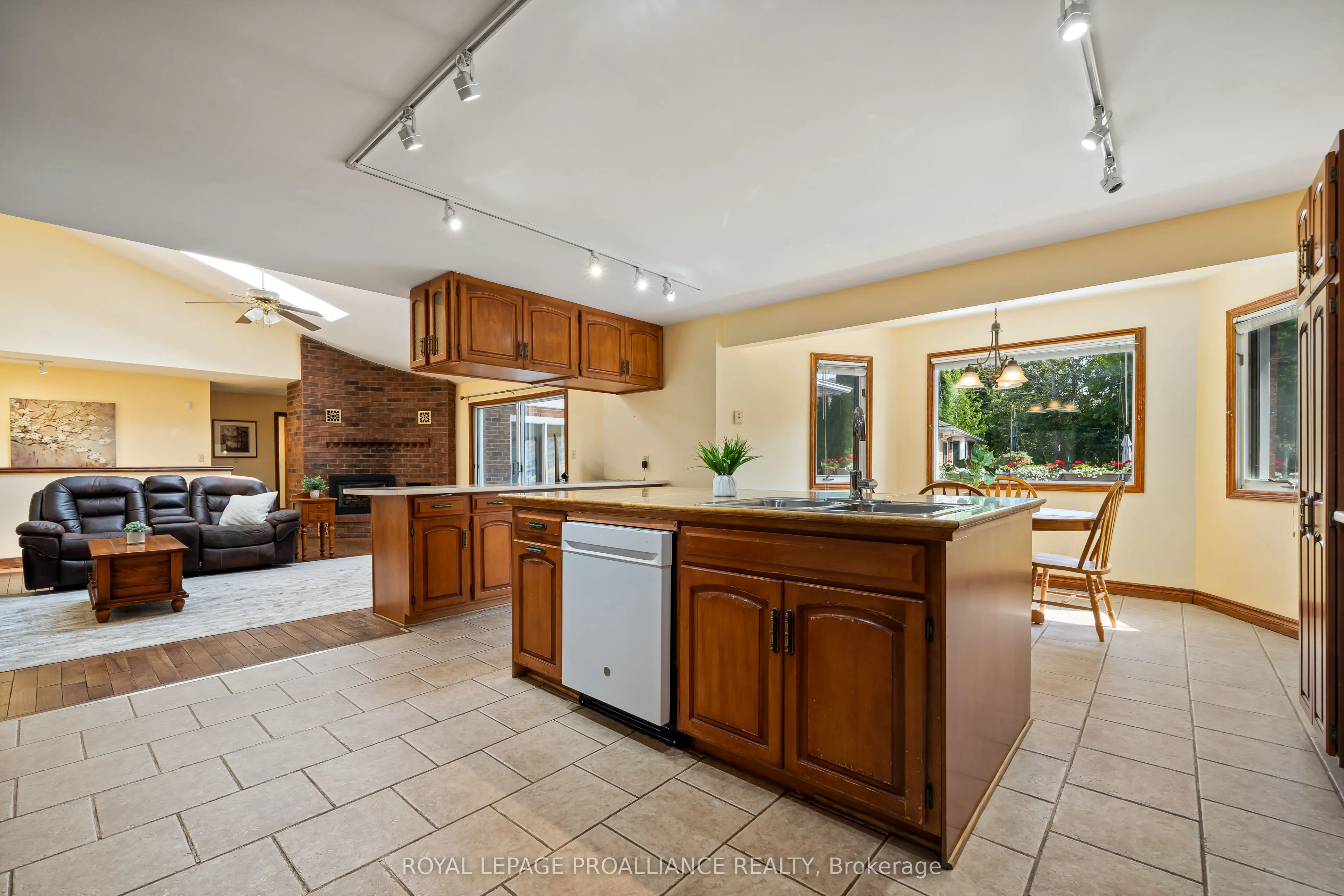 7 Brintnell Boulevard