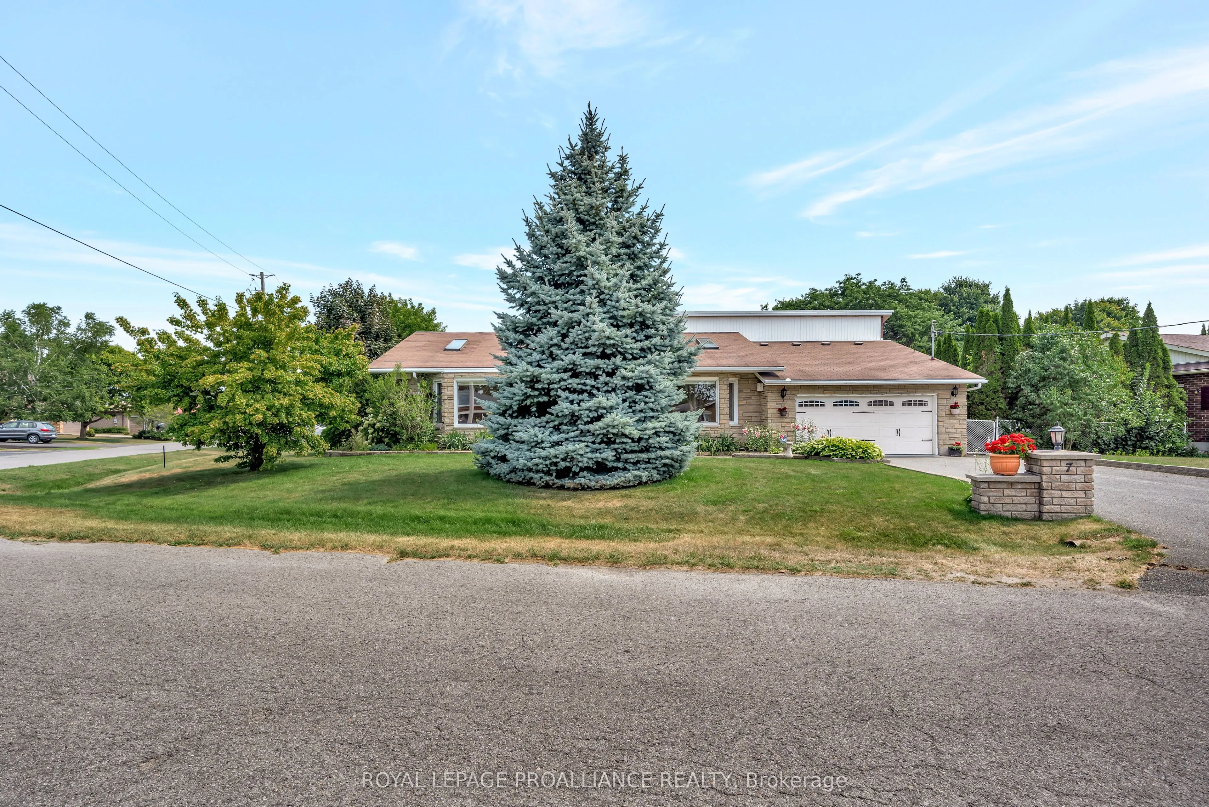 7 Brintnell Boulevard