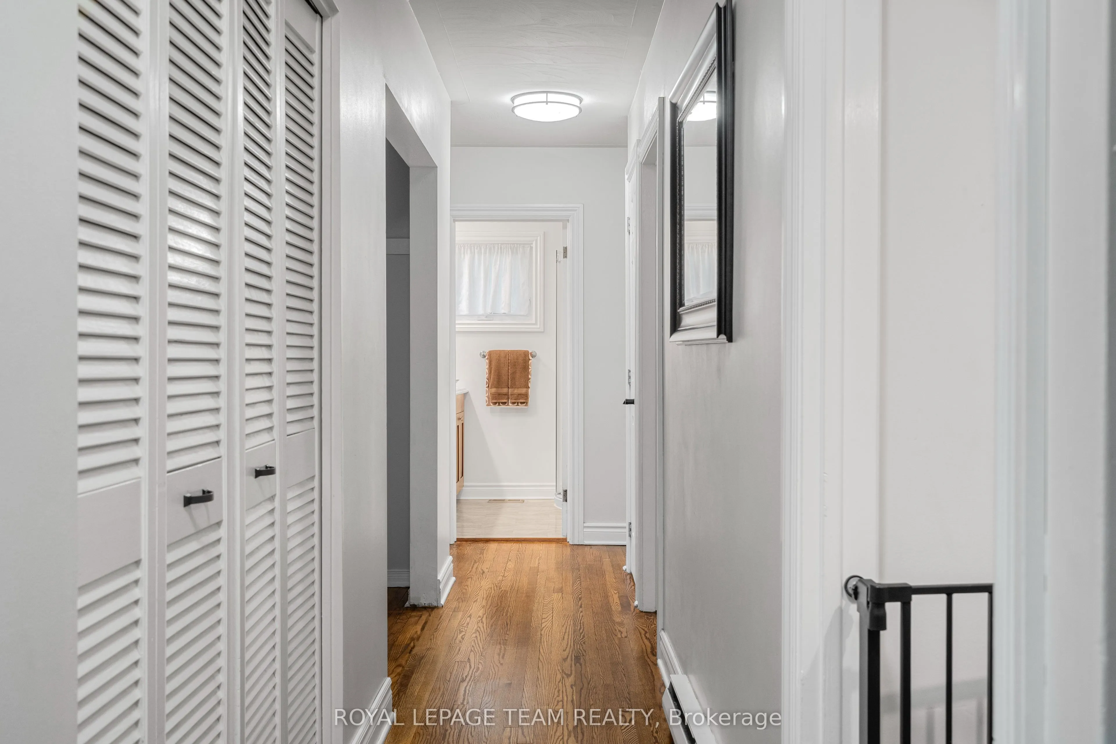 37 PROMENADE Avenue
