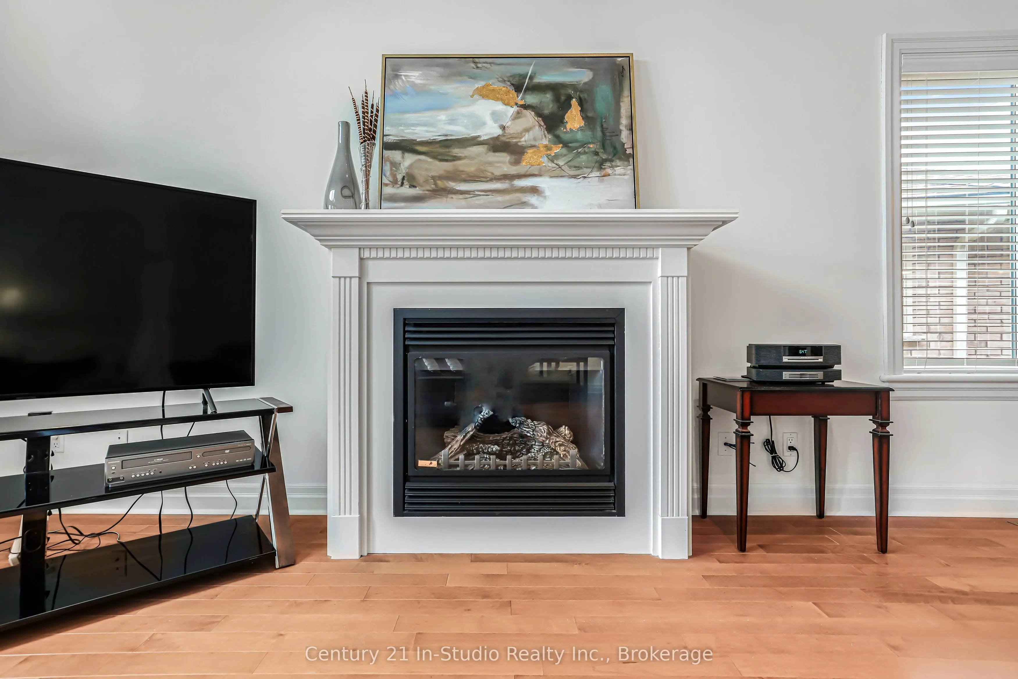 6 Glen Abbey Court